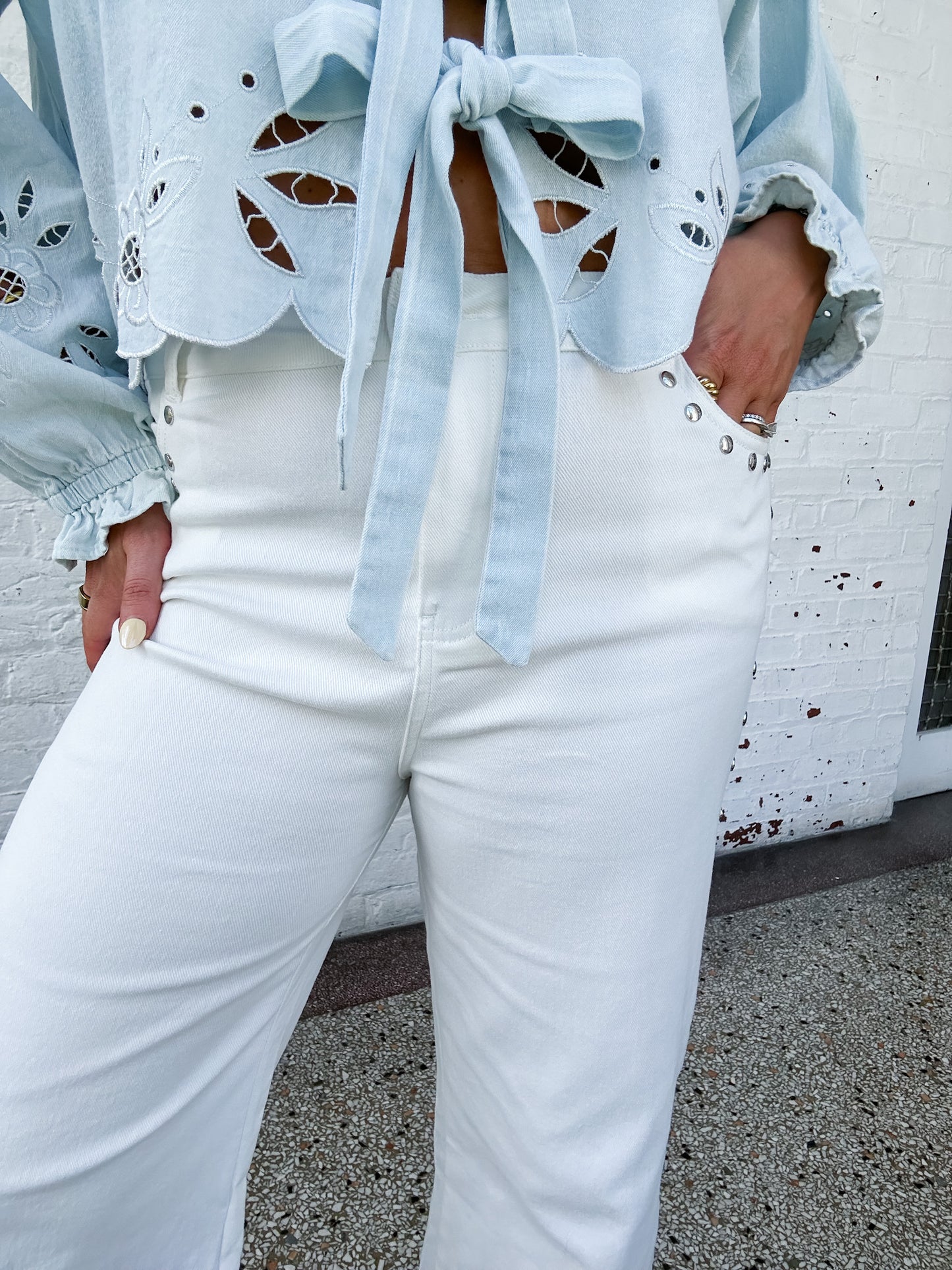 STUDDED WHITE DENIM PANTS