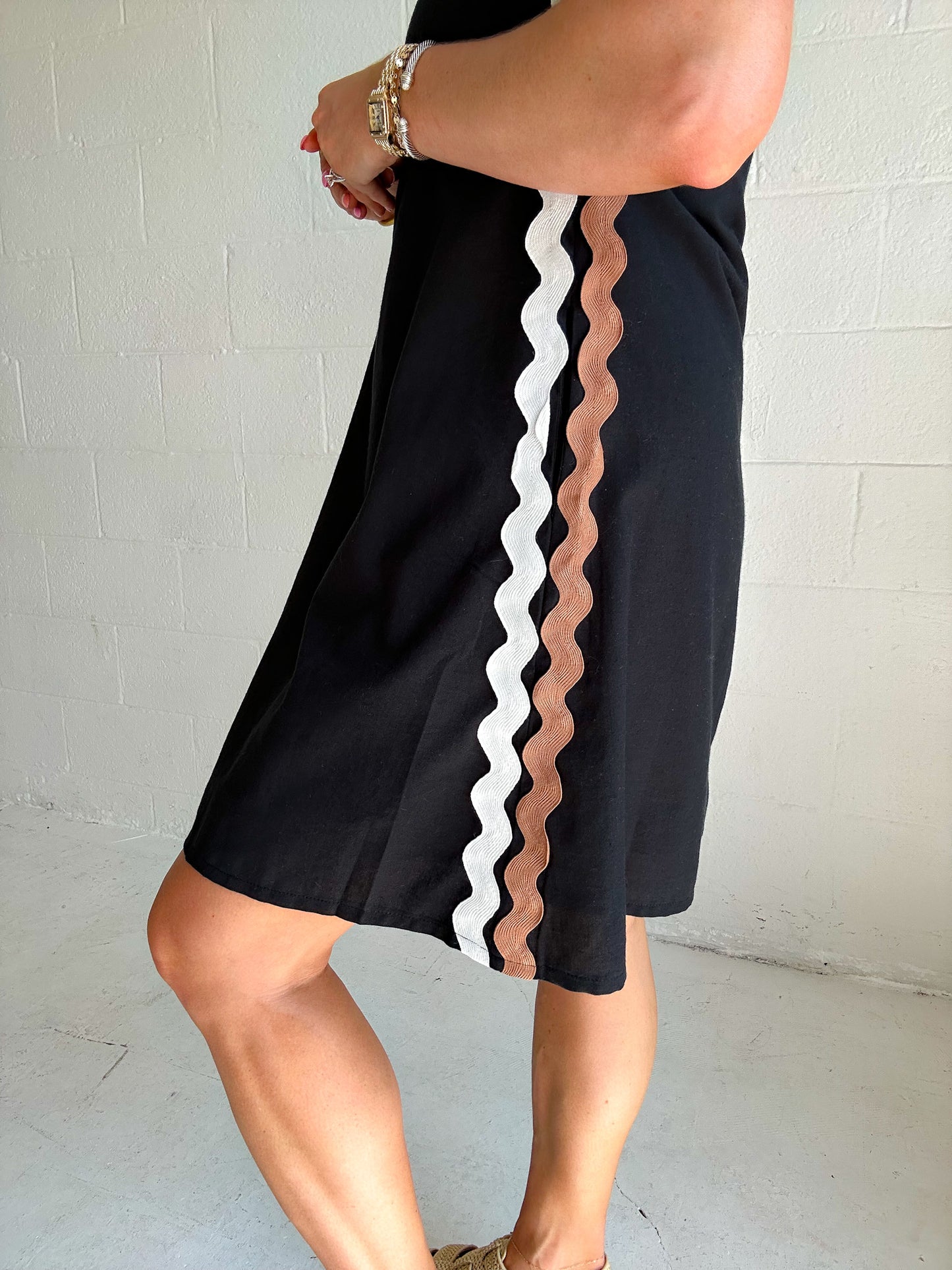 RIC-RAC LITTLE BLACK DRESS