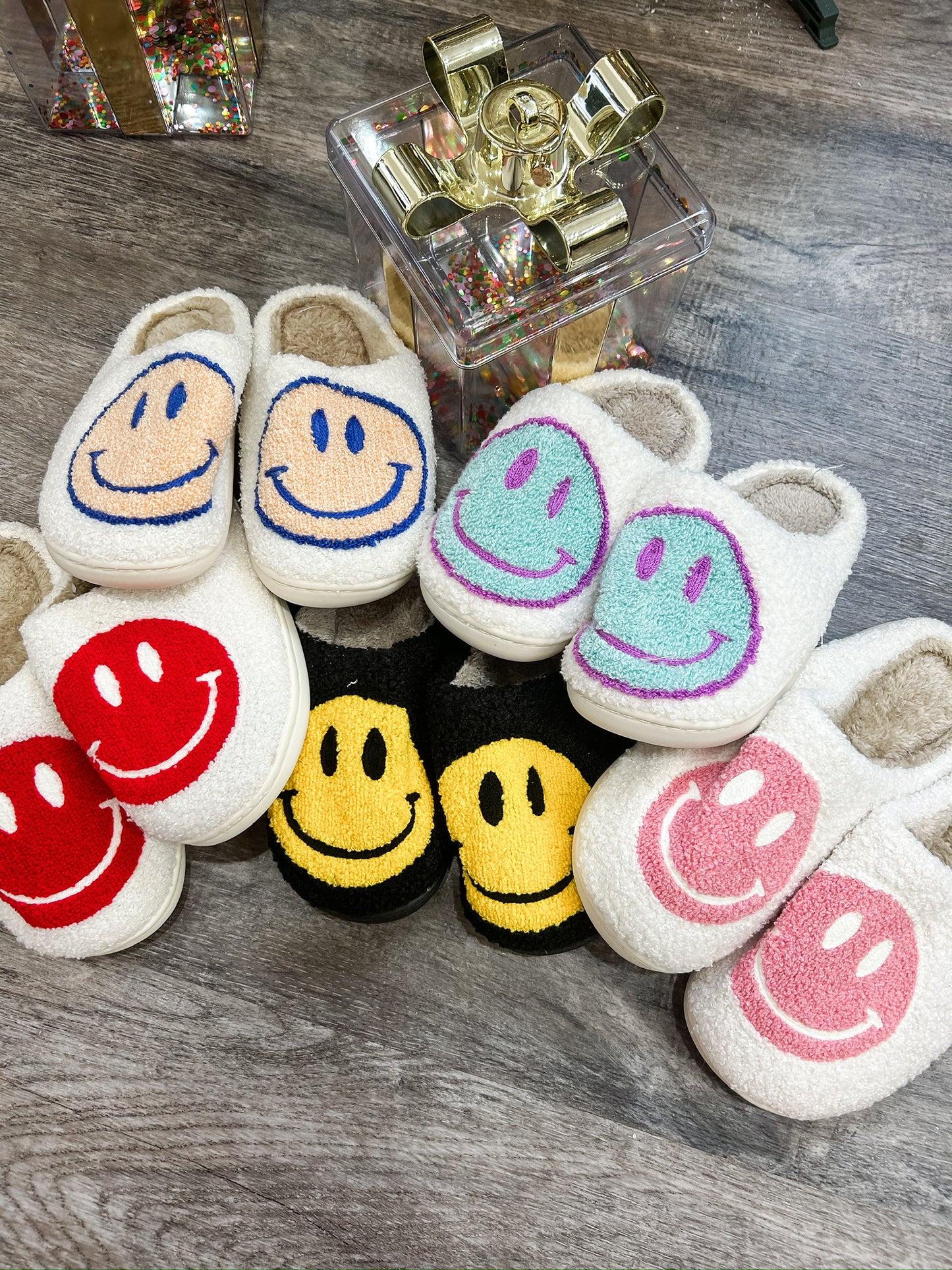 SMILEY SLIPPERS