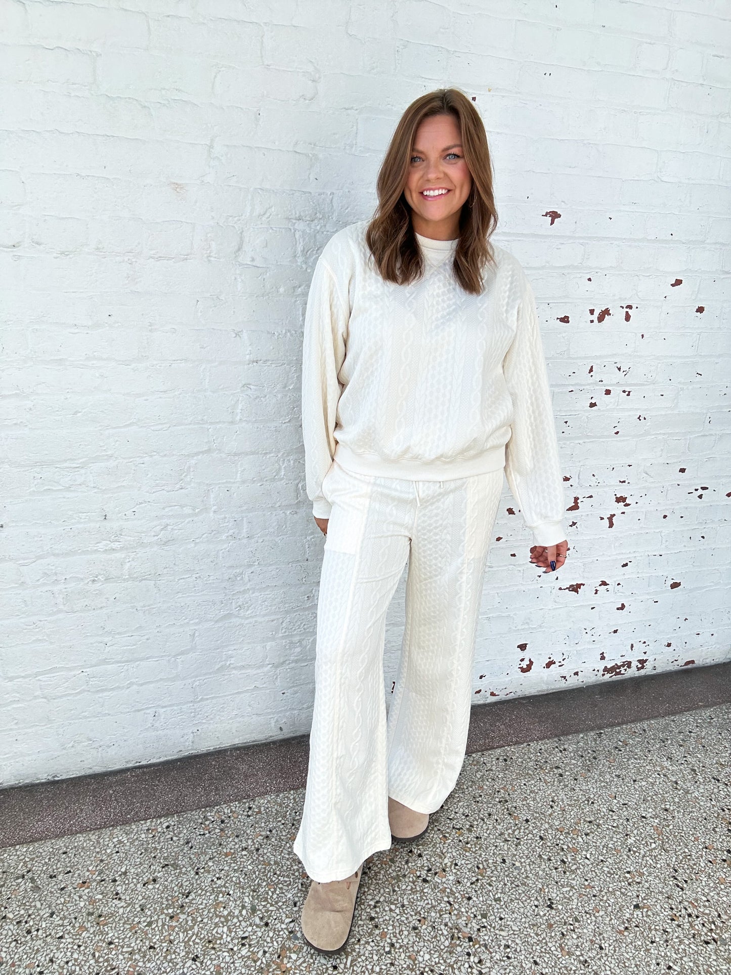 SWEATER STITCH CREWNECK