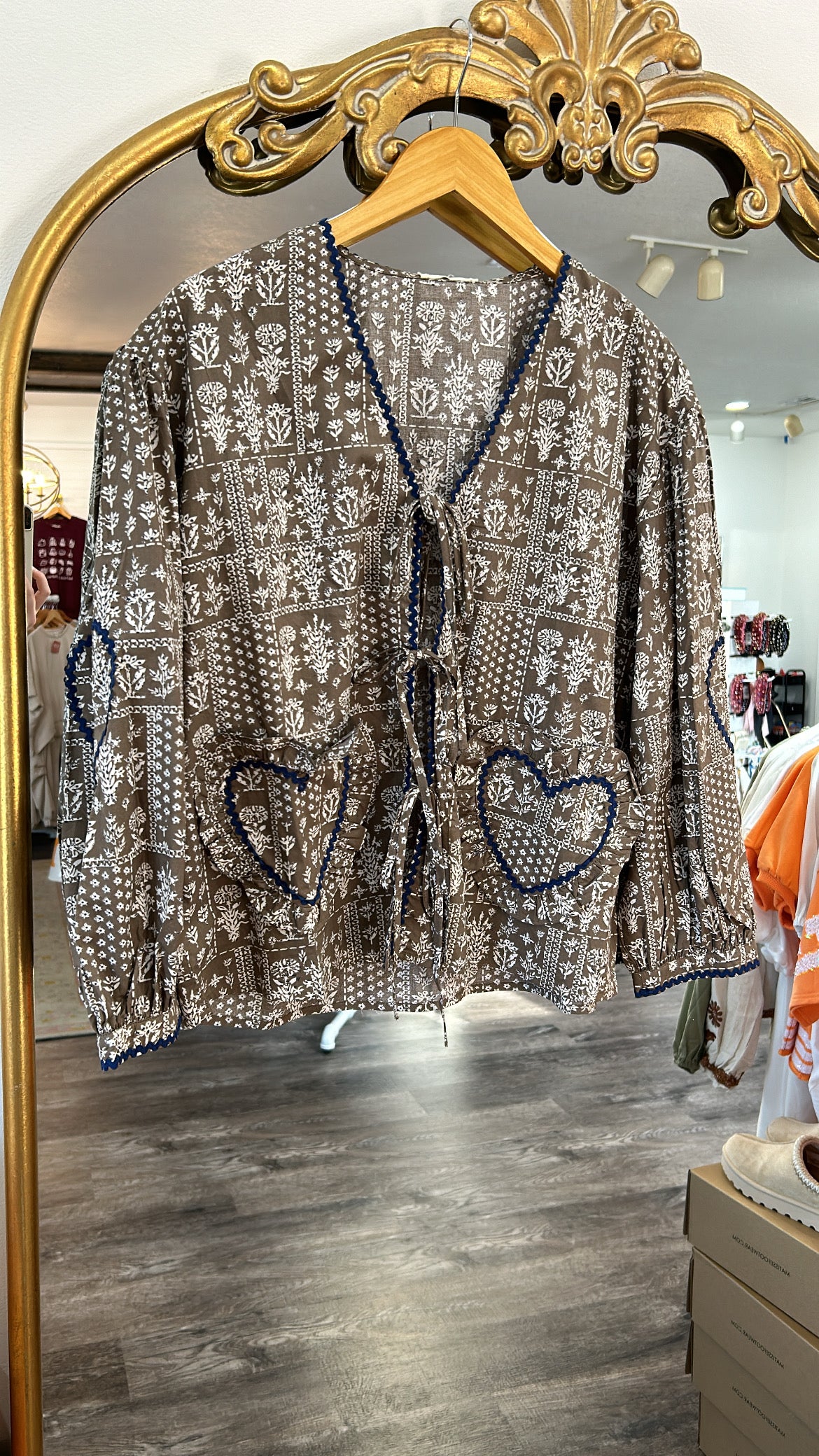 FALL SWEETHEART TOP