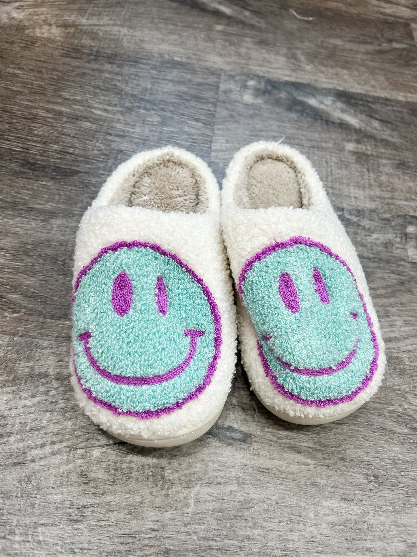 SMILEY SLIPPERS