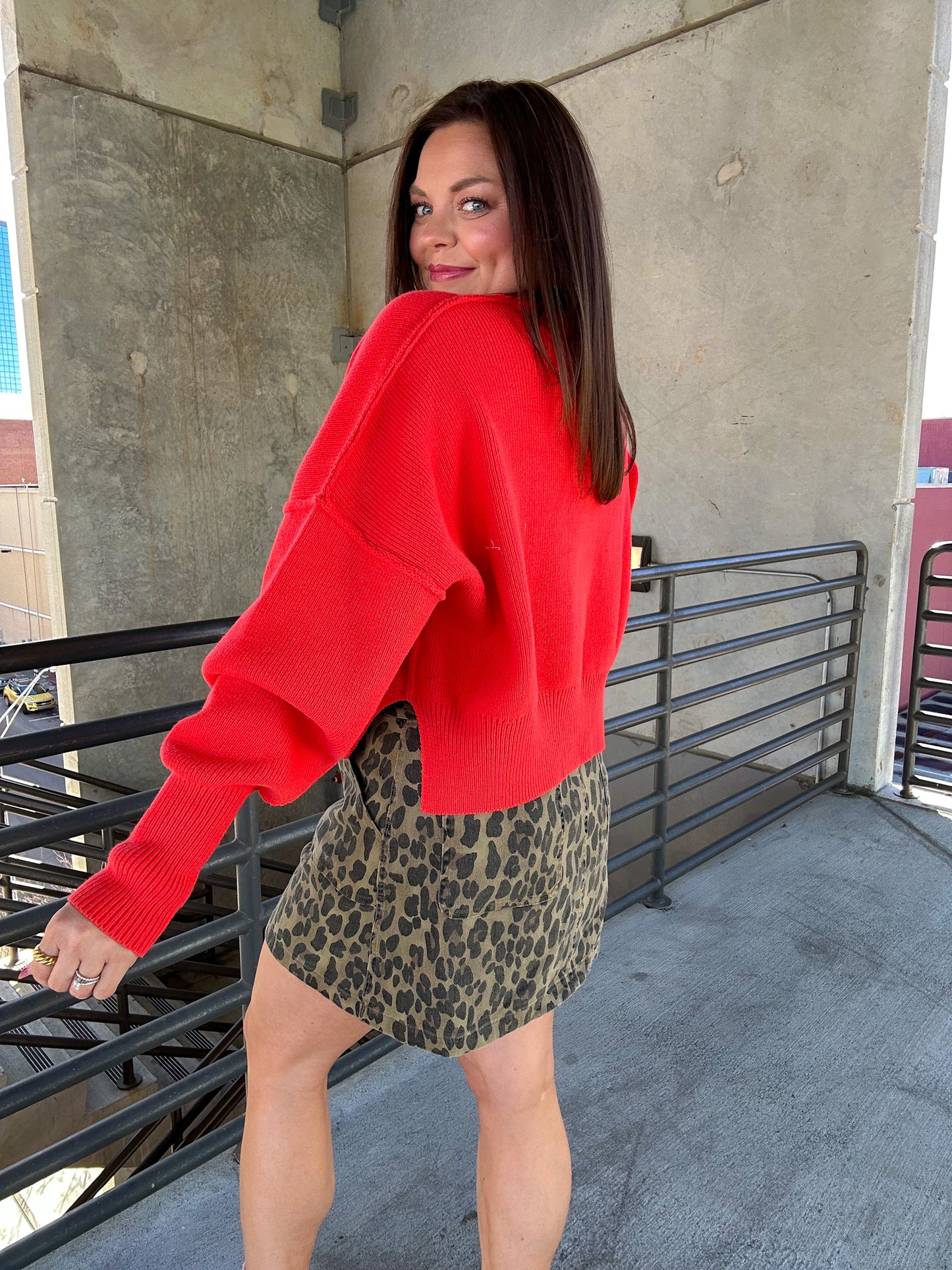 MOCKNECK SWEATER - RED