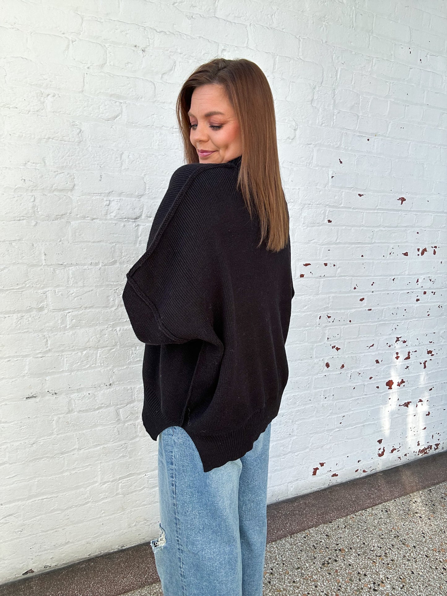ALYX OVERSIZED SWEATER - BLACK