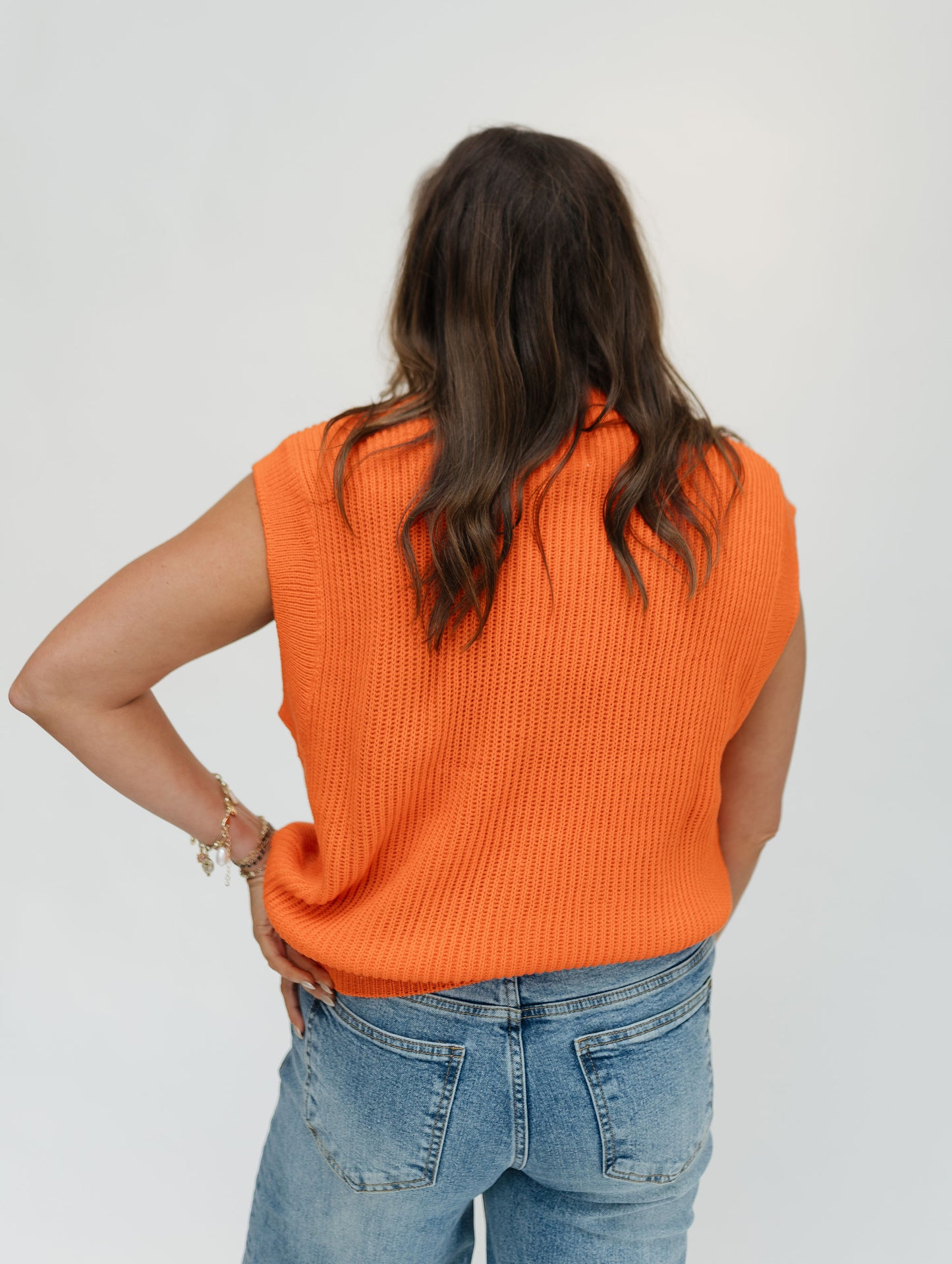 TENN SWEATER VEST, ORANGE