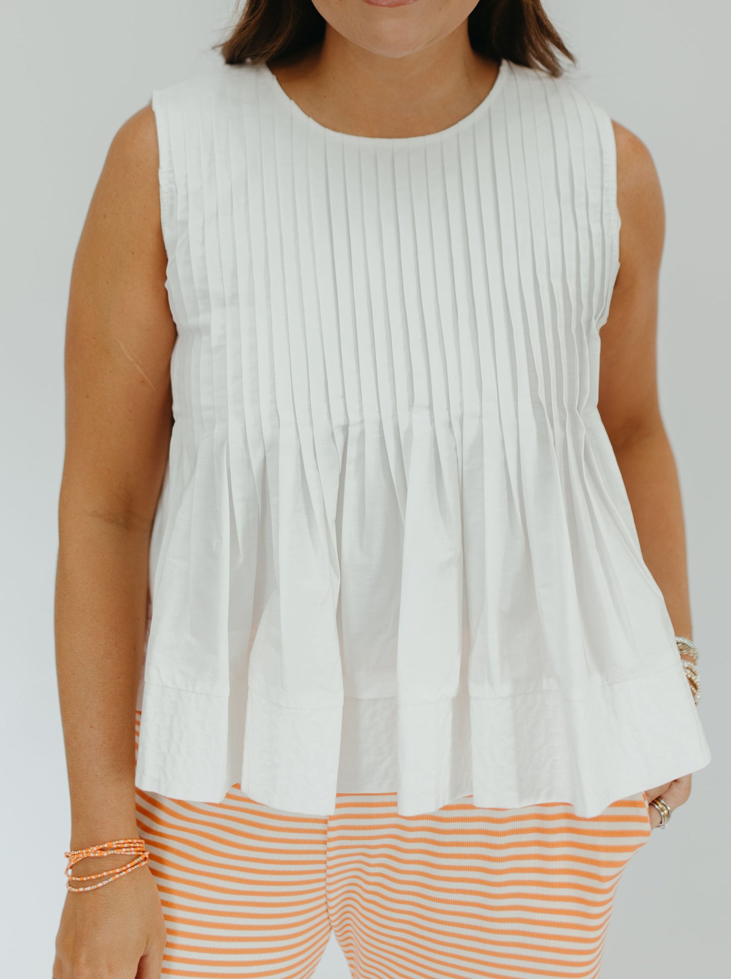 WHITE PLEATED TOP