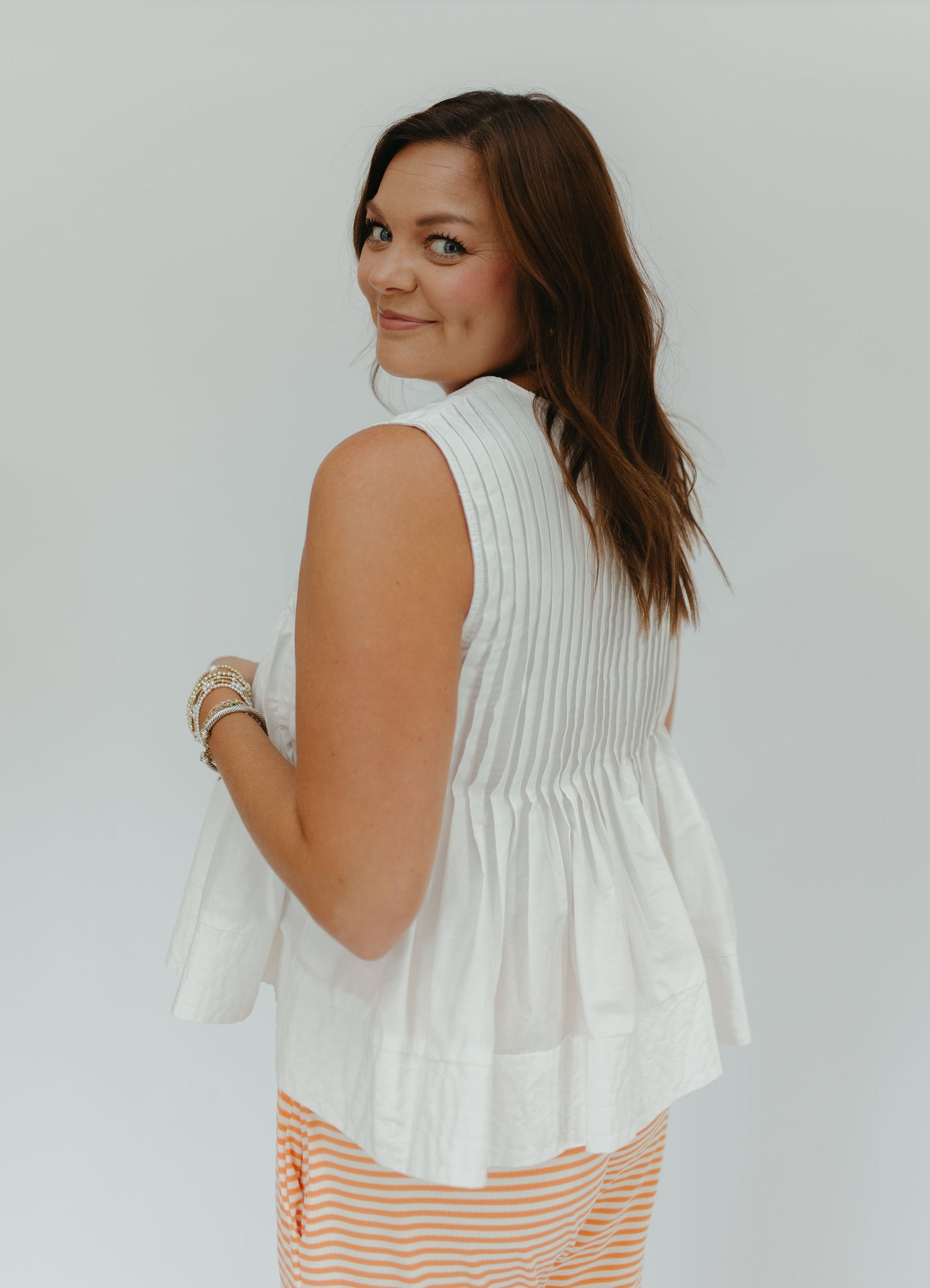 WHITE PLEATED TOP