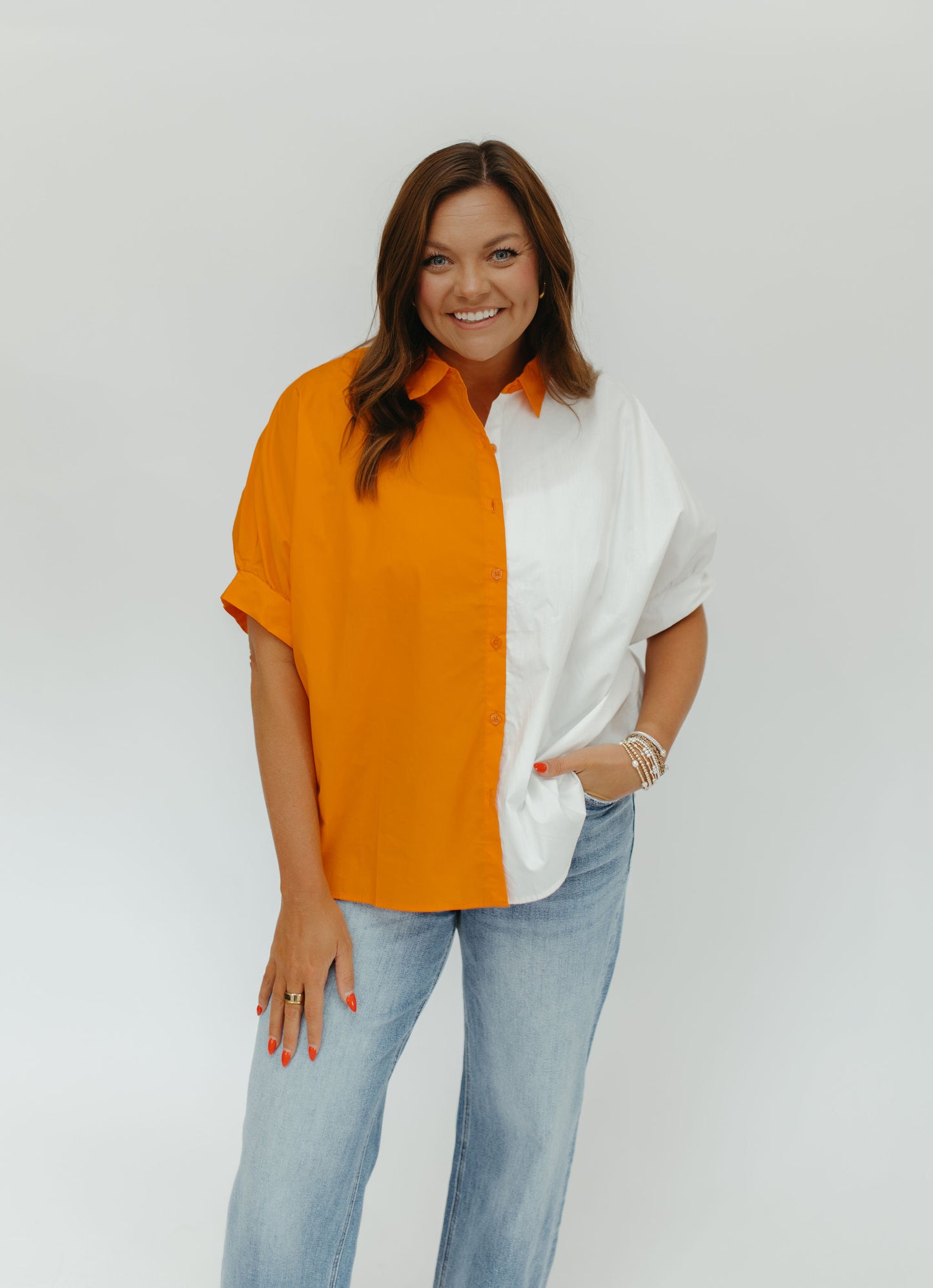 SATURDAYS IN KNOX TWO-TONE TOP