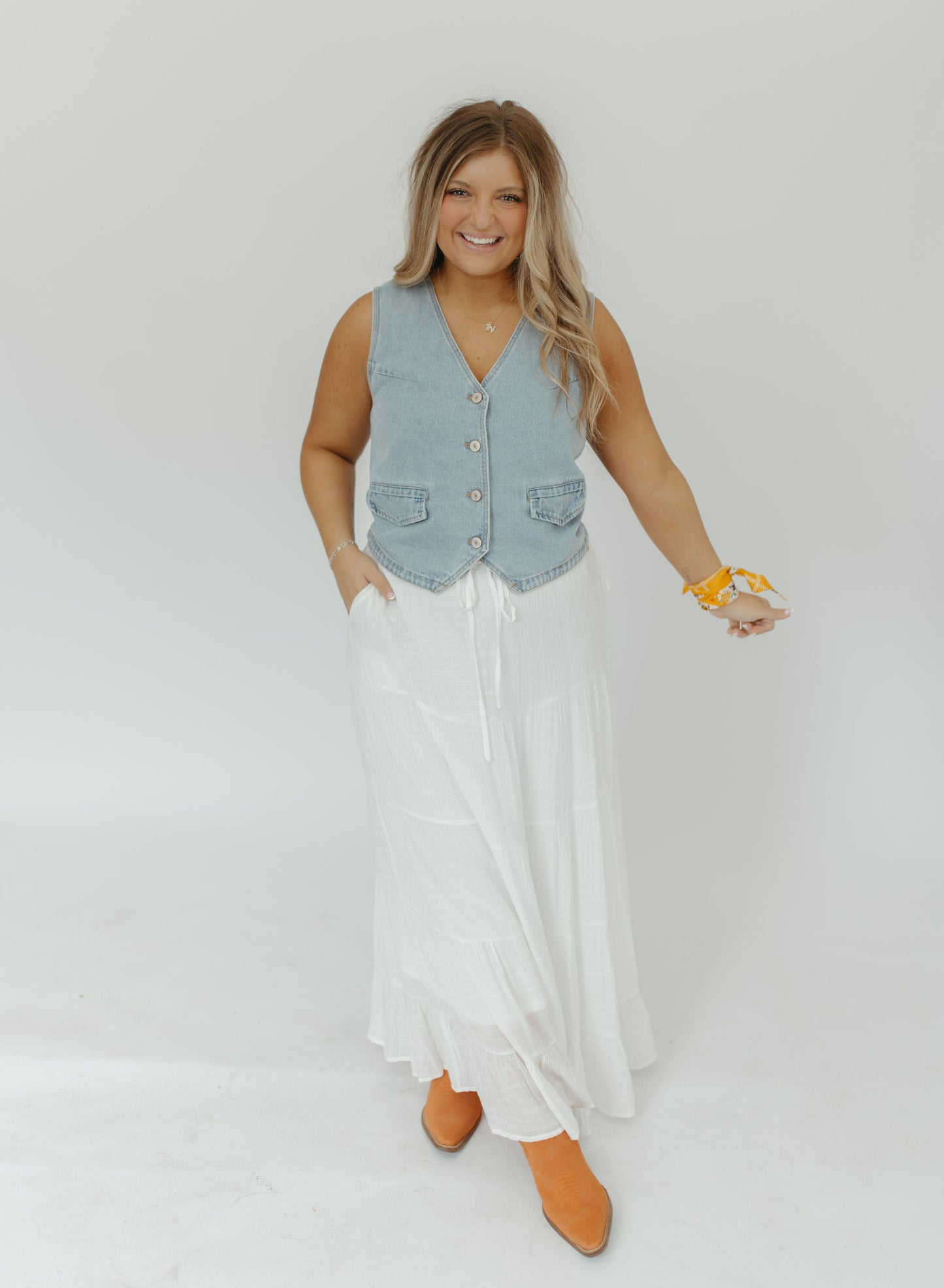 DENIM SLEEVELESS VEST TOP