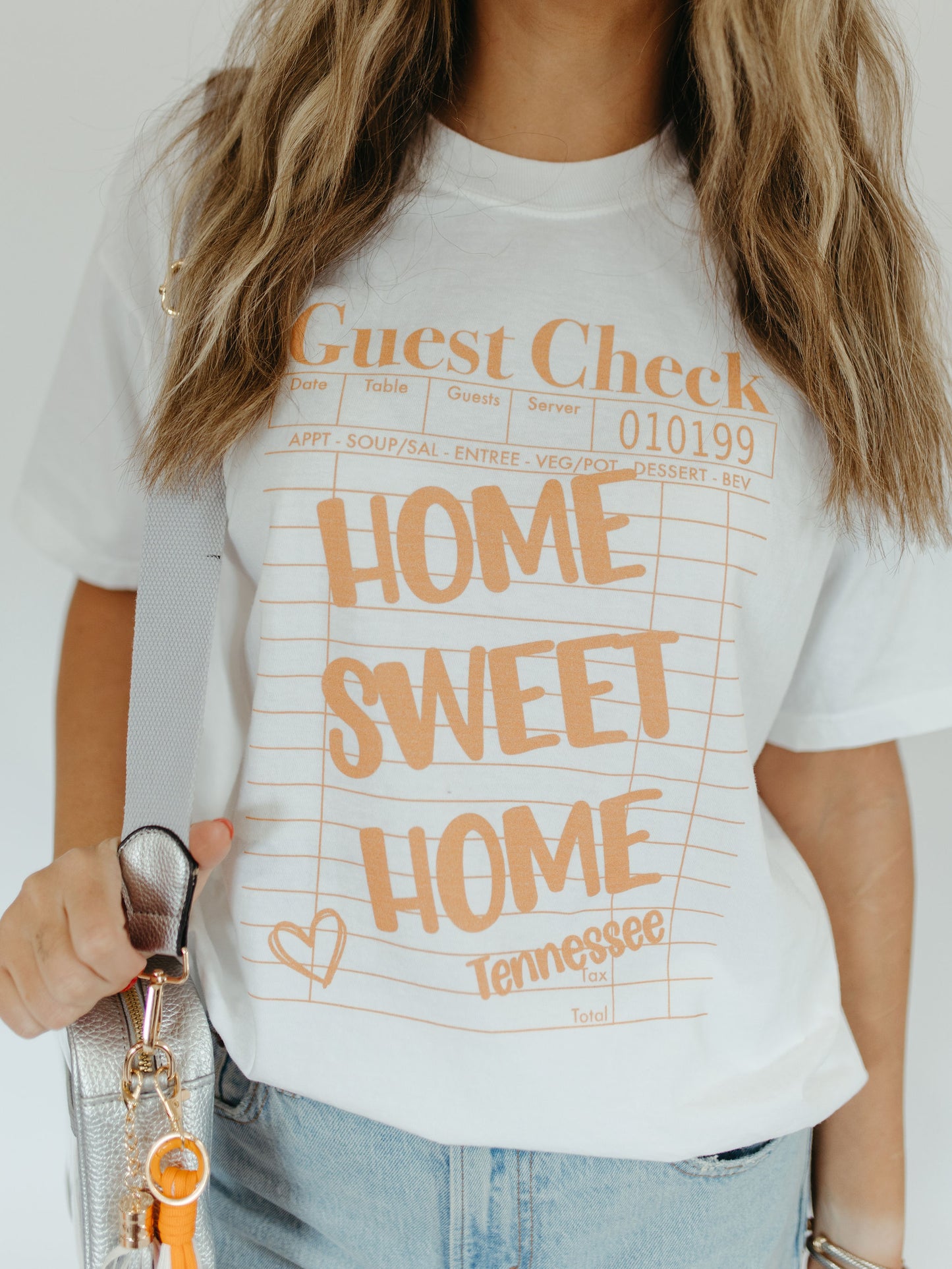 GUEST CHECK GRAPHIC TEE