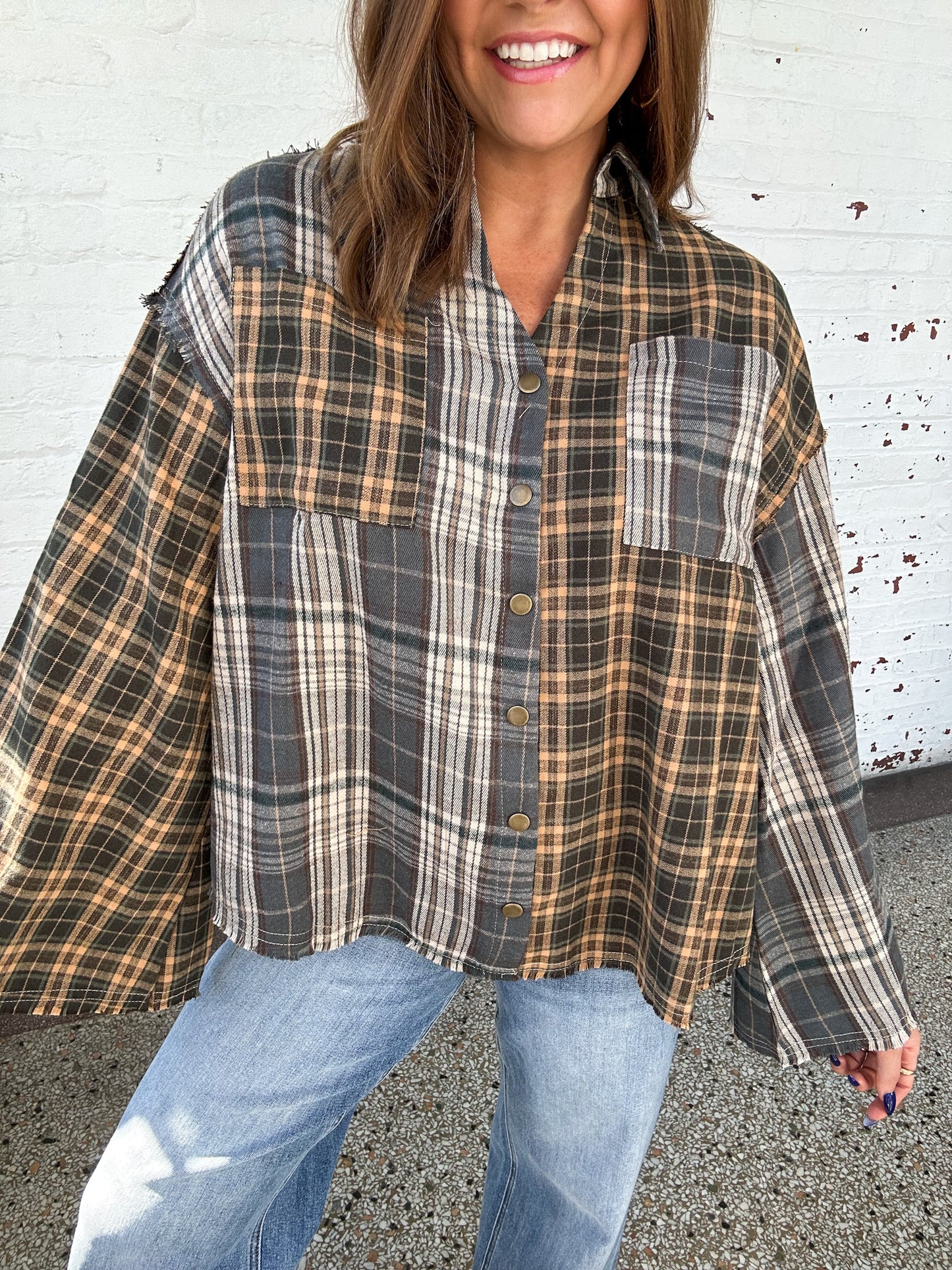 MAD ABOUT PLAID TOP