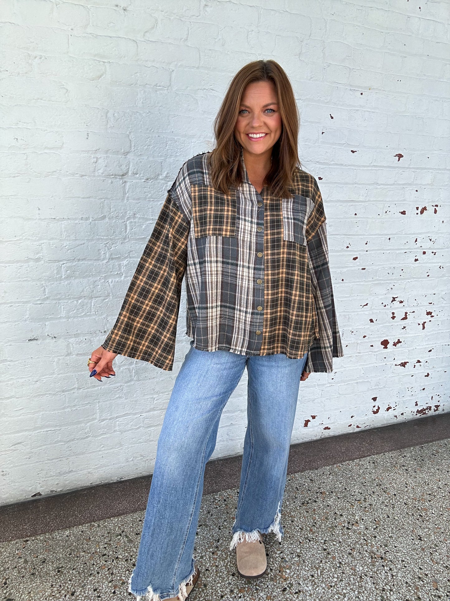 MAD ABOUT PLAID TOP