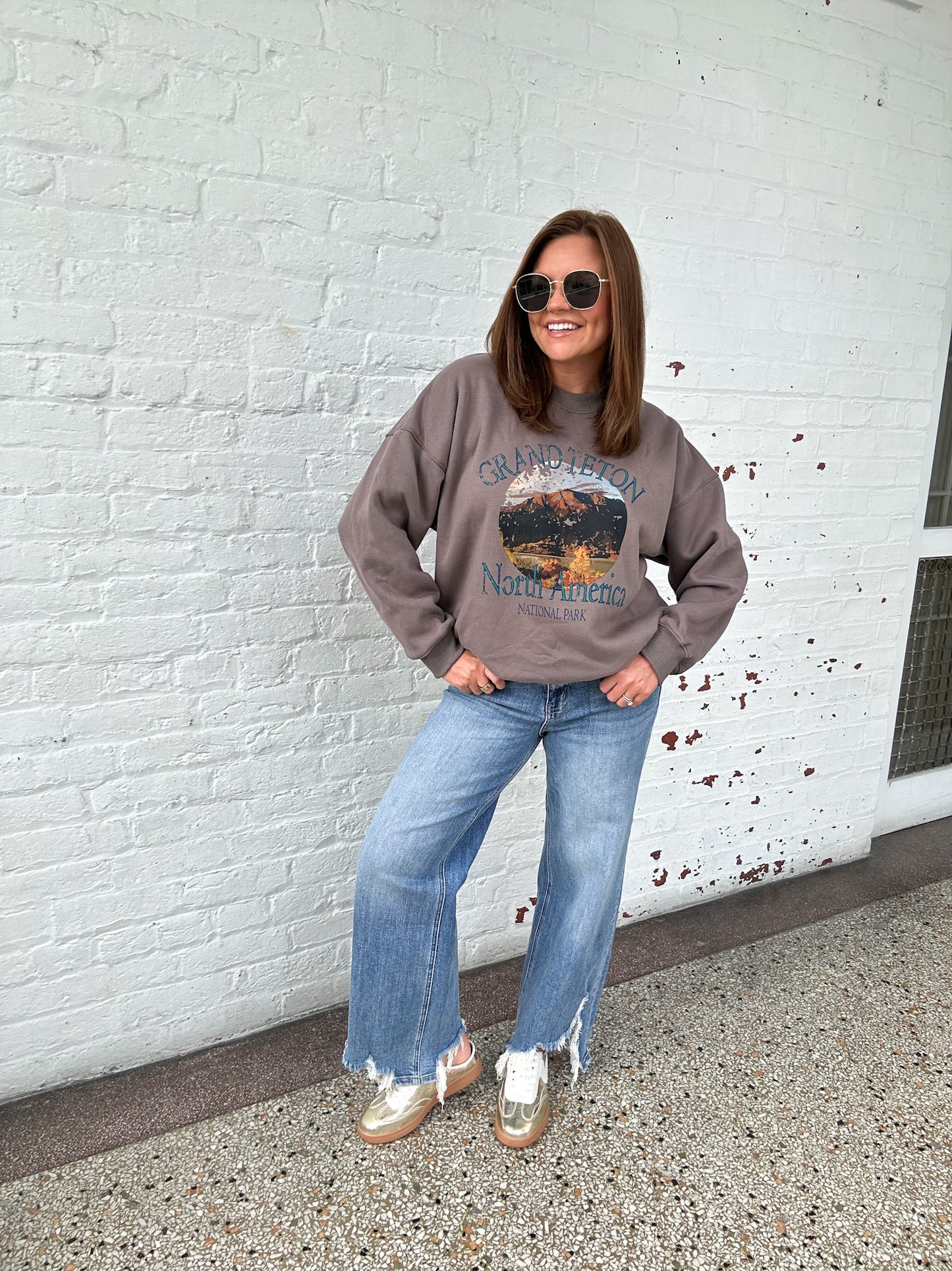 GRAND TETON CREWNECK