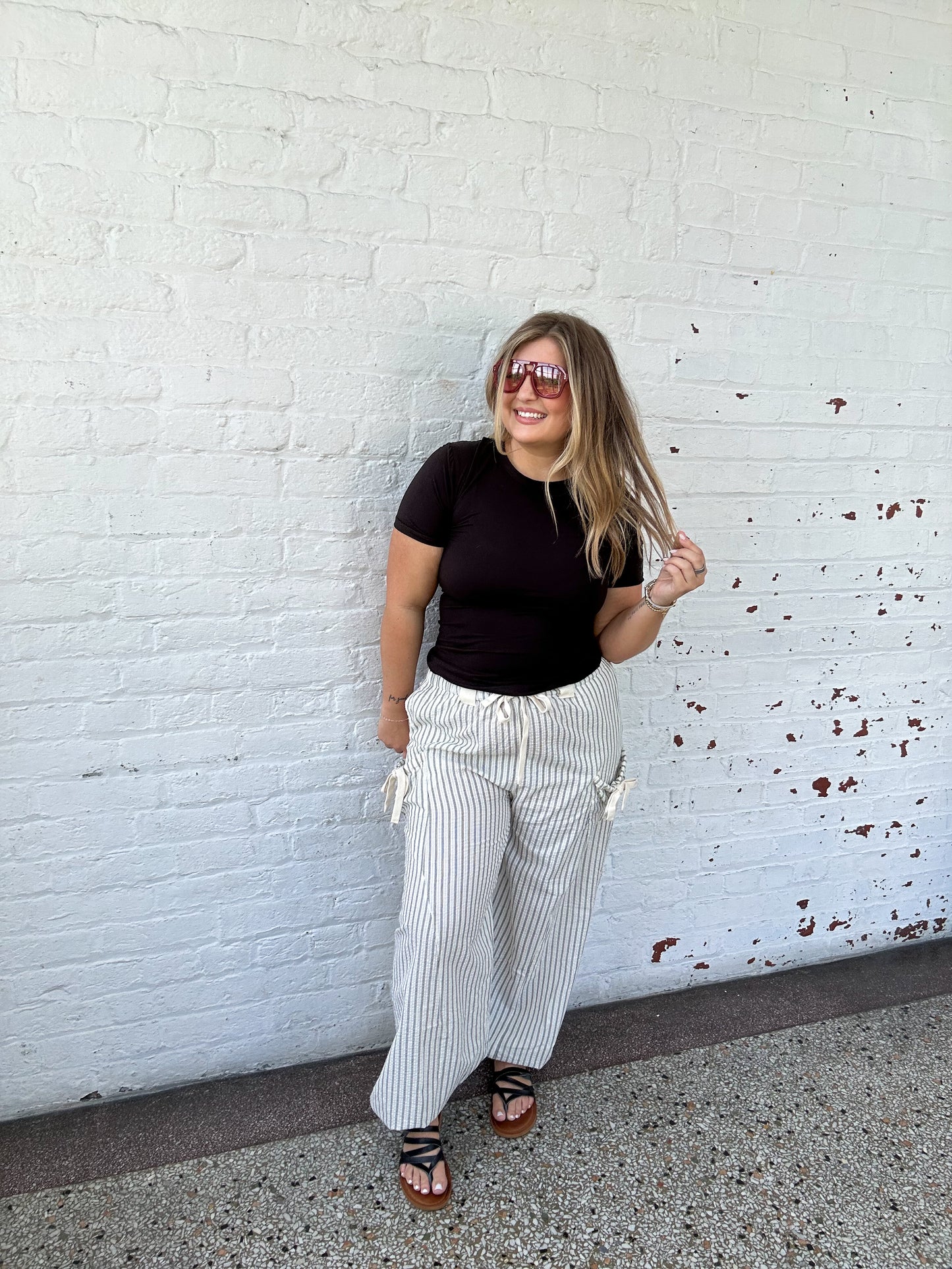 EVERYDAY BASIC TEE - BLACK