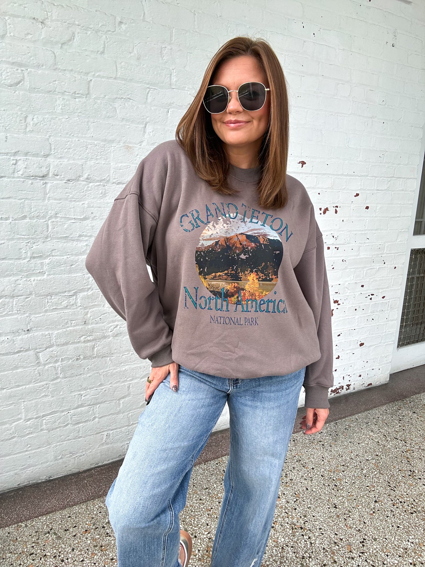 GRAND TETON CREWNECK