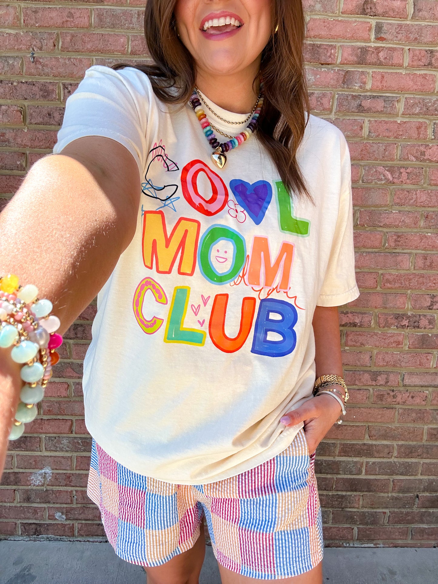 COOL MOM GRAPHIC TEE