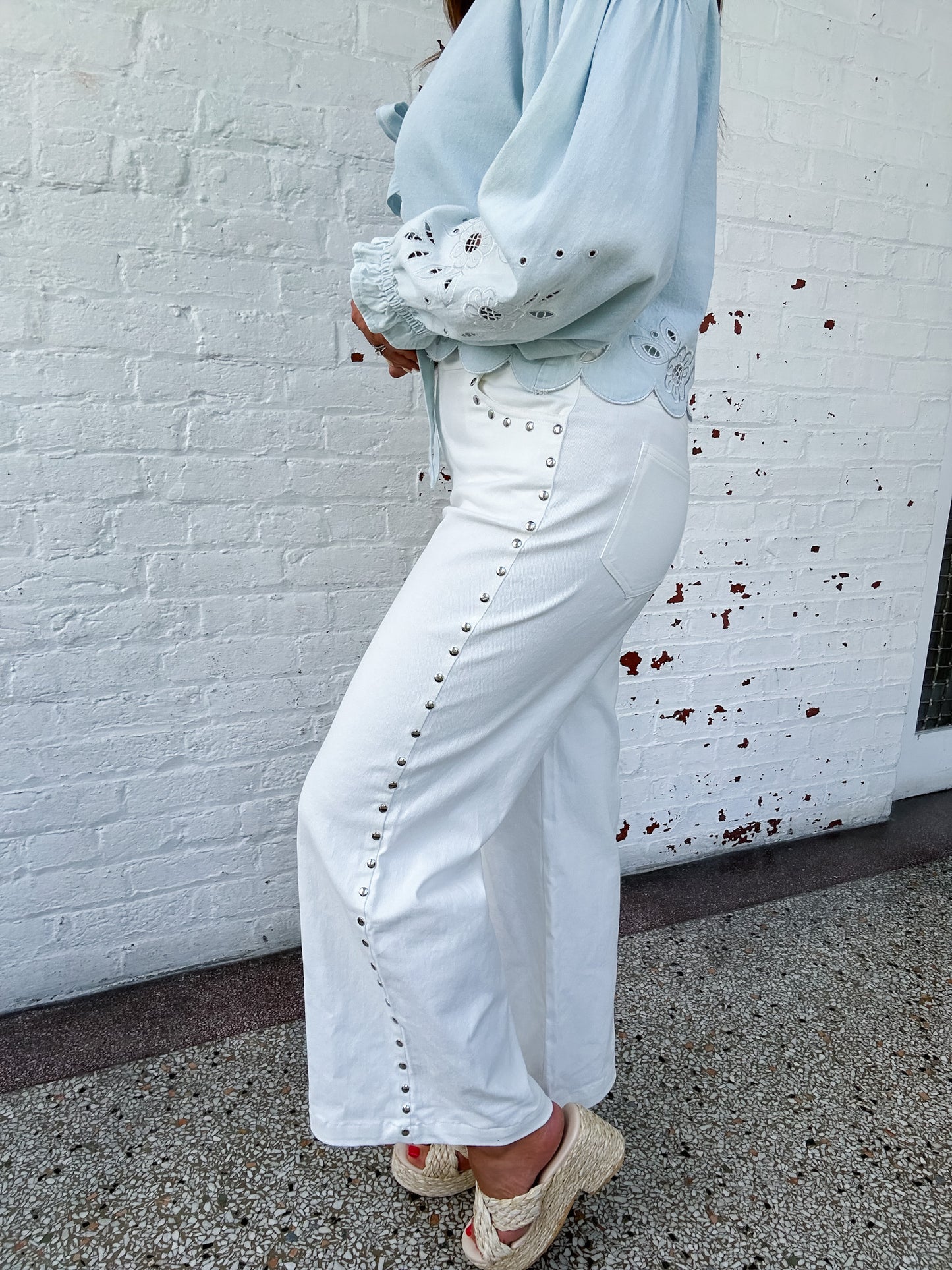 STUDDED WHITE DENIM PANTS