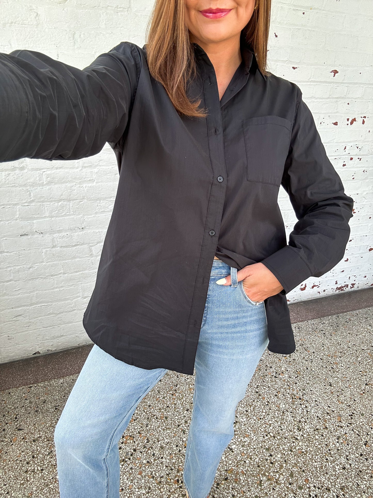 CLASSIC BUTTON DOWN TOP - BLACK