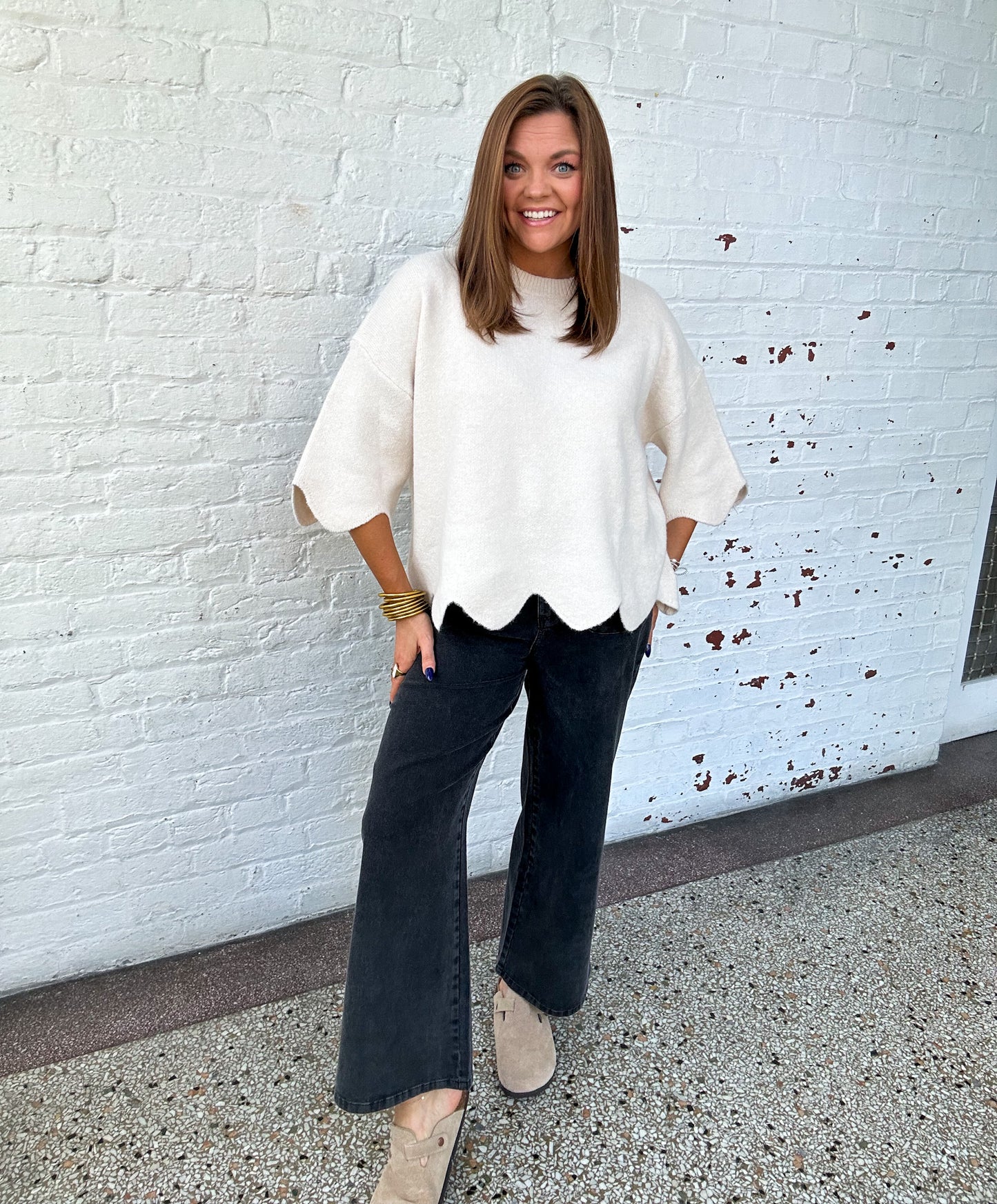 HEMLINE SWEATER TOP - CREAM