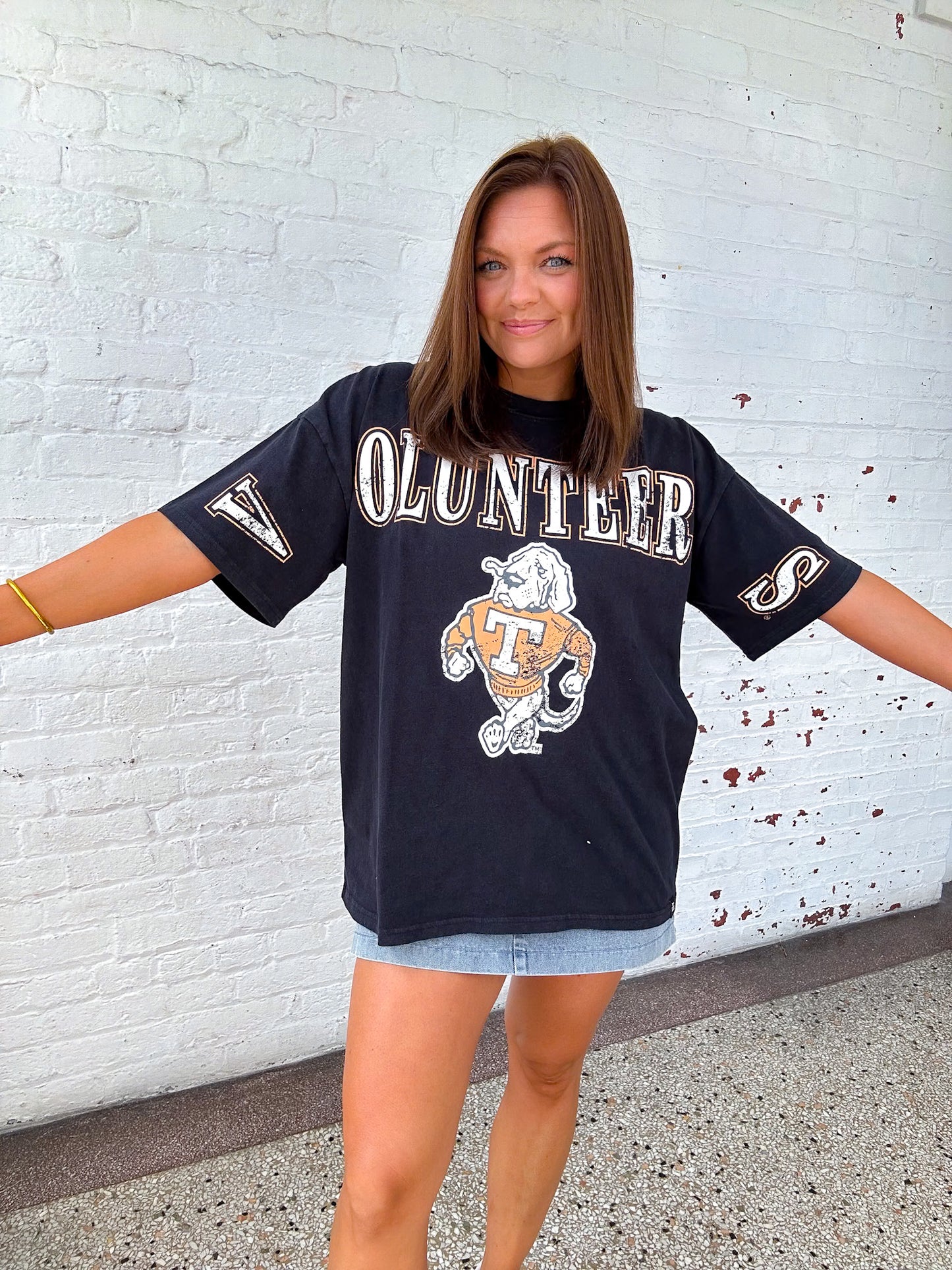 TENNESSEE OVERSIZED BAND TEE - BLACK