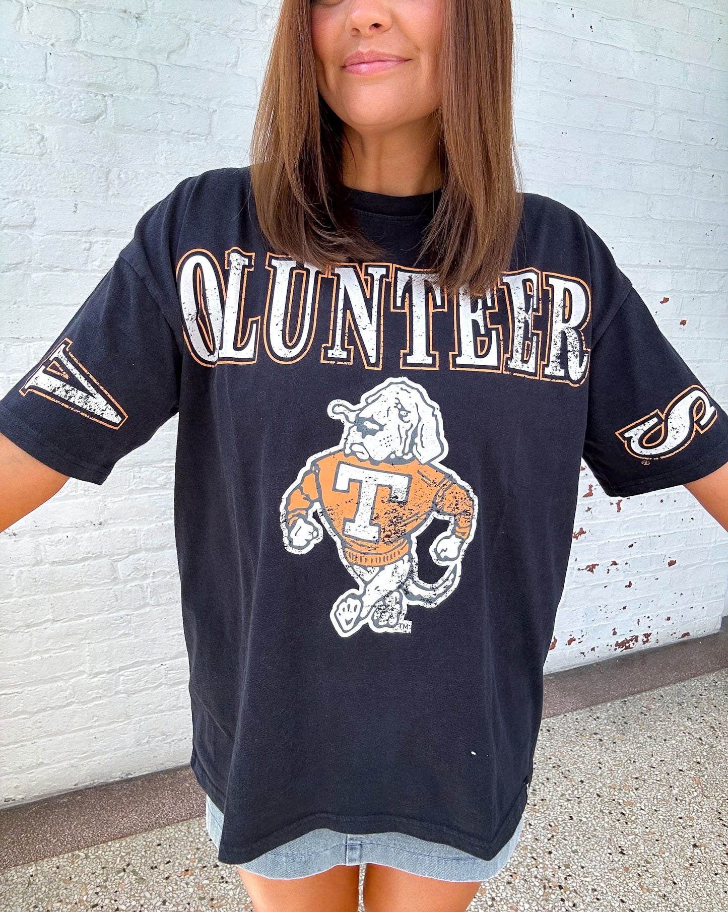 TENNESSEE OVERSIZED BAND TEE - BLACK