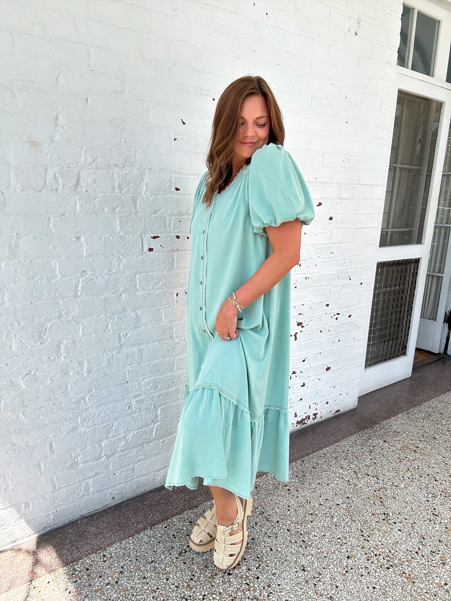 FALL FEELS MIDI DRESS