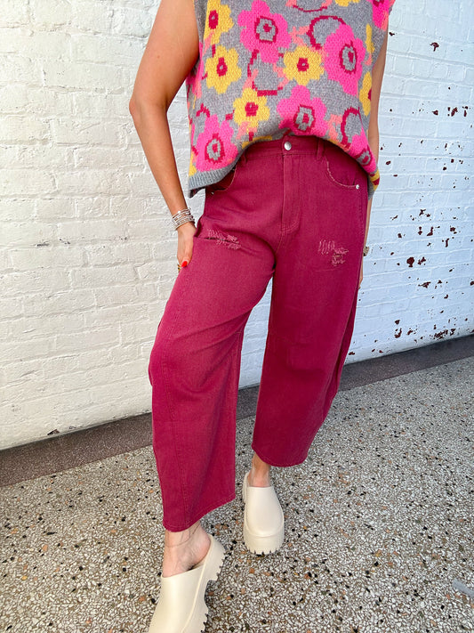 WASHED BURGUNDY BARREL JEANS