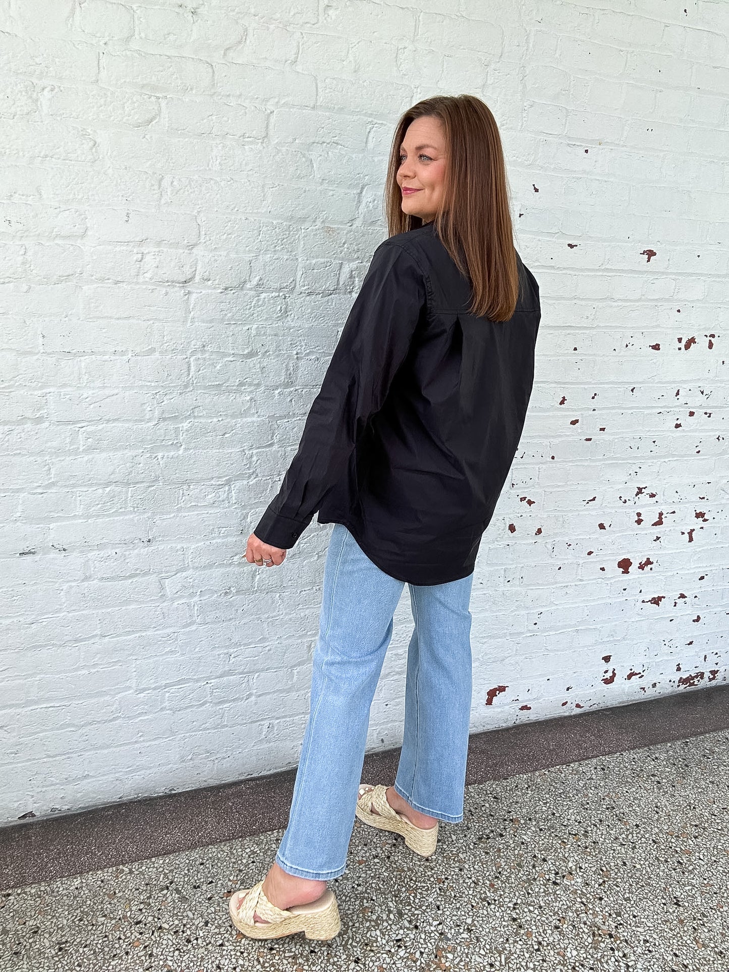 CLASSIC BUTTON DOWN TOP - BLACK