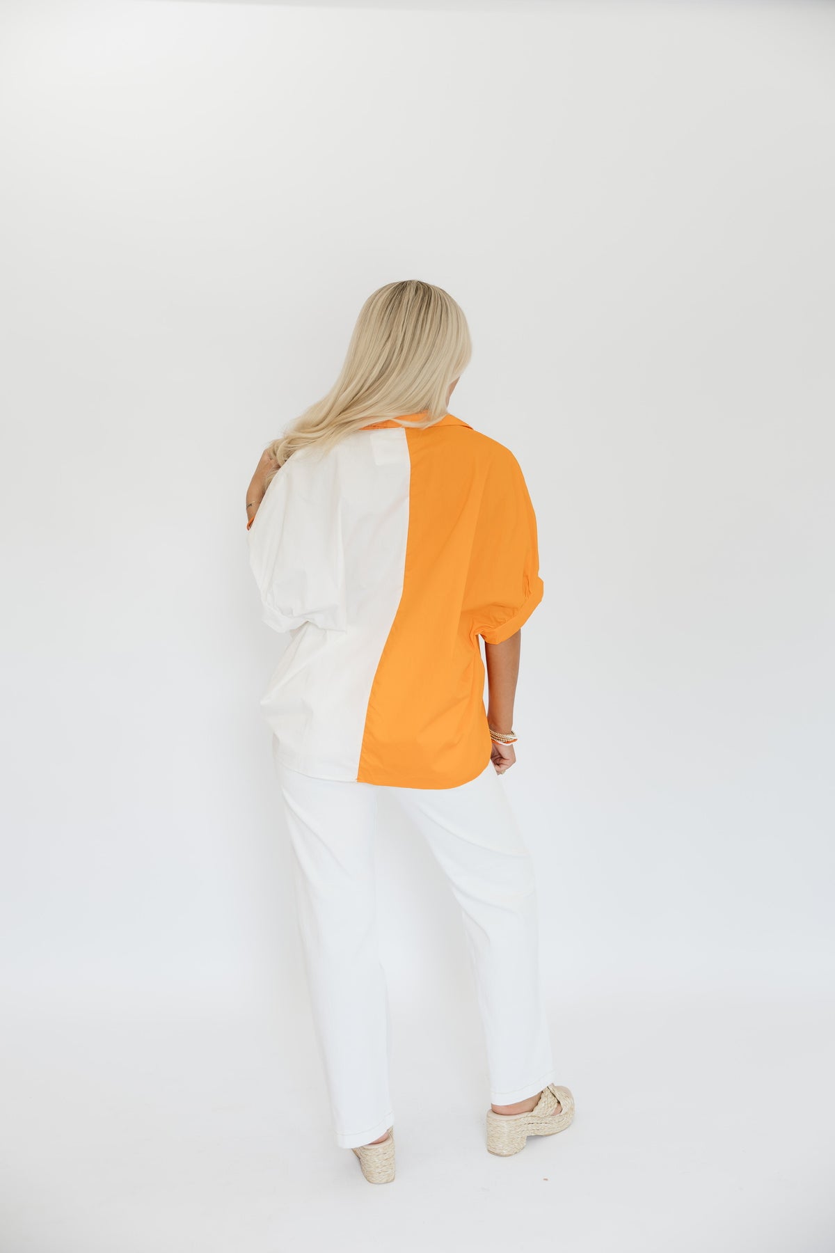 SATURDAYS IN KNOX TWO-TONE TOP
