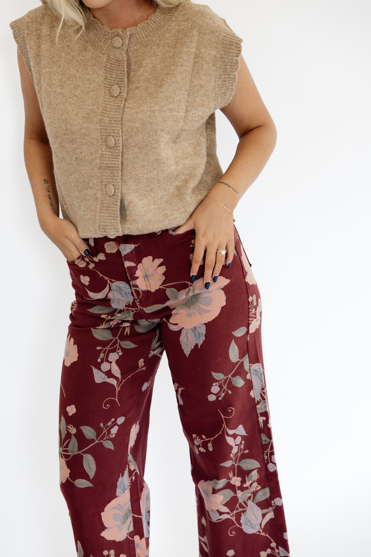 FLORAL WIDE LEG PANTS