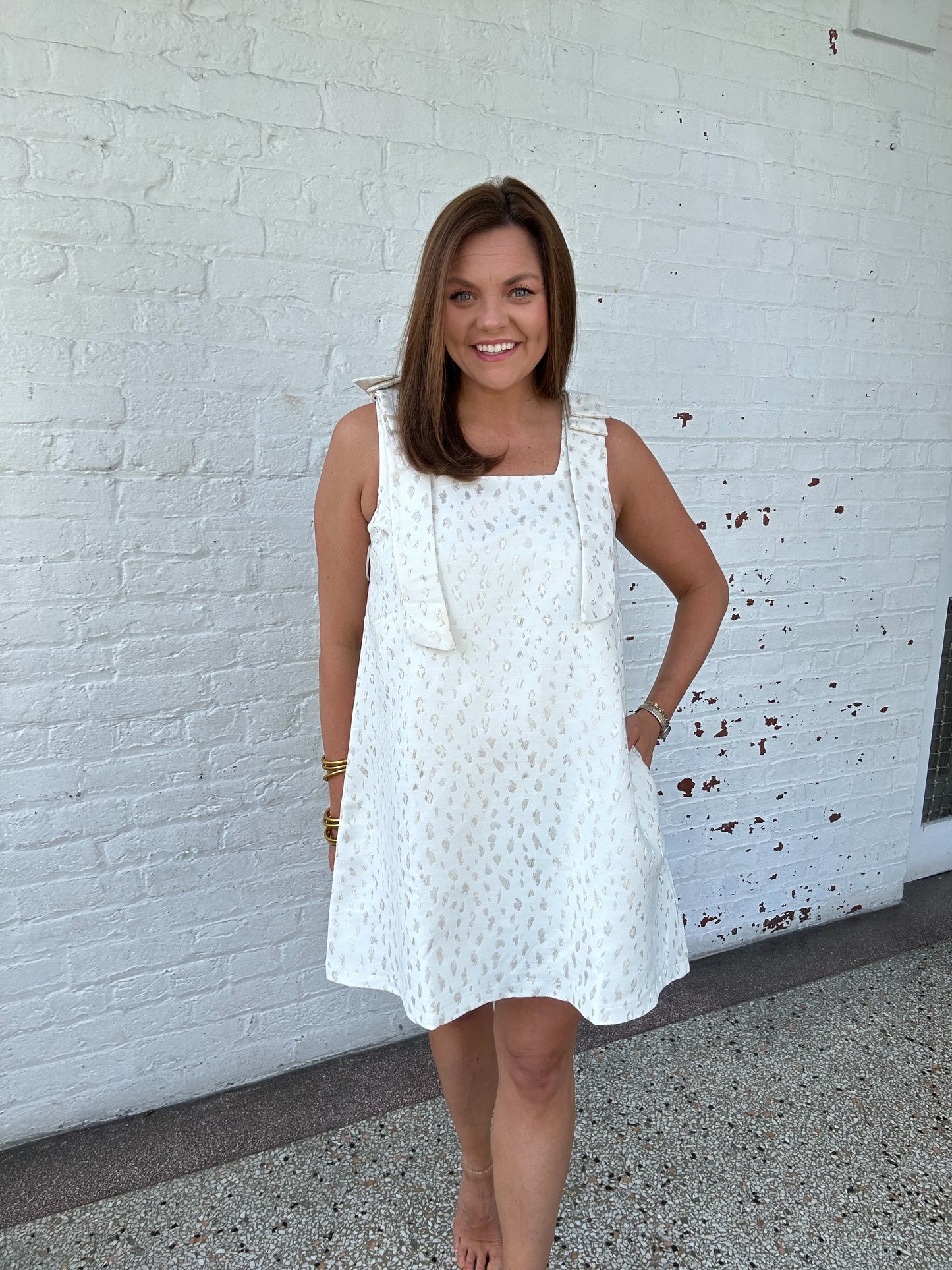 CHIC IVORY MINI DRESS