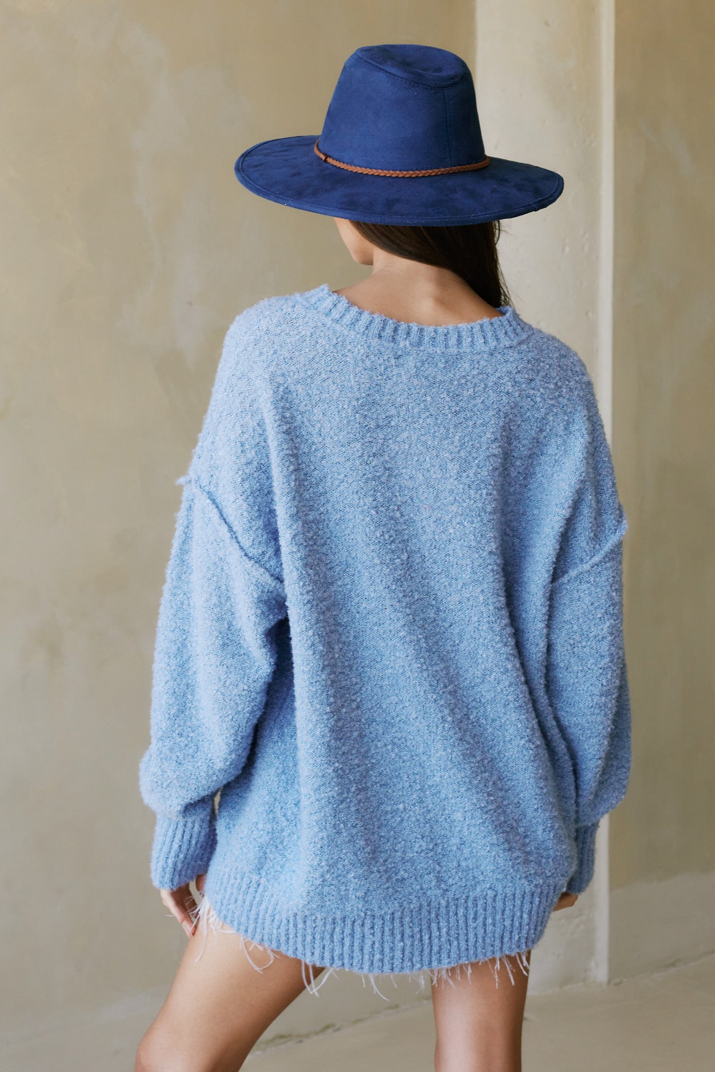 COZY SWEATER - LIGHT BLUE