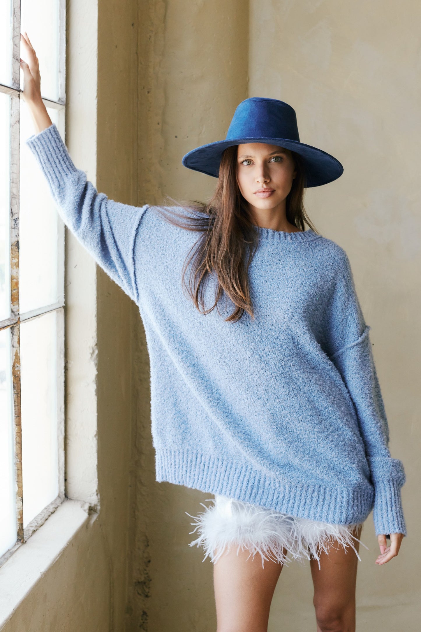 COZY SWEATER - LIGHT BLUE