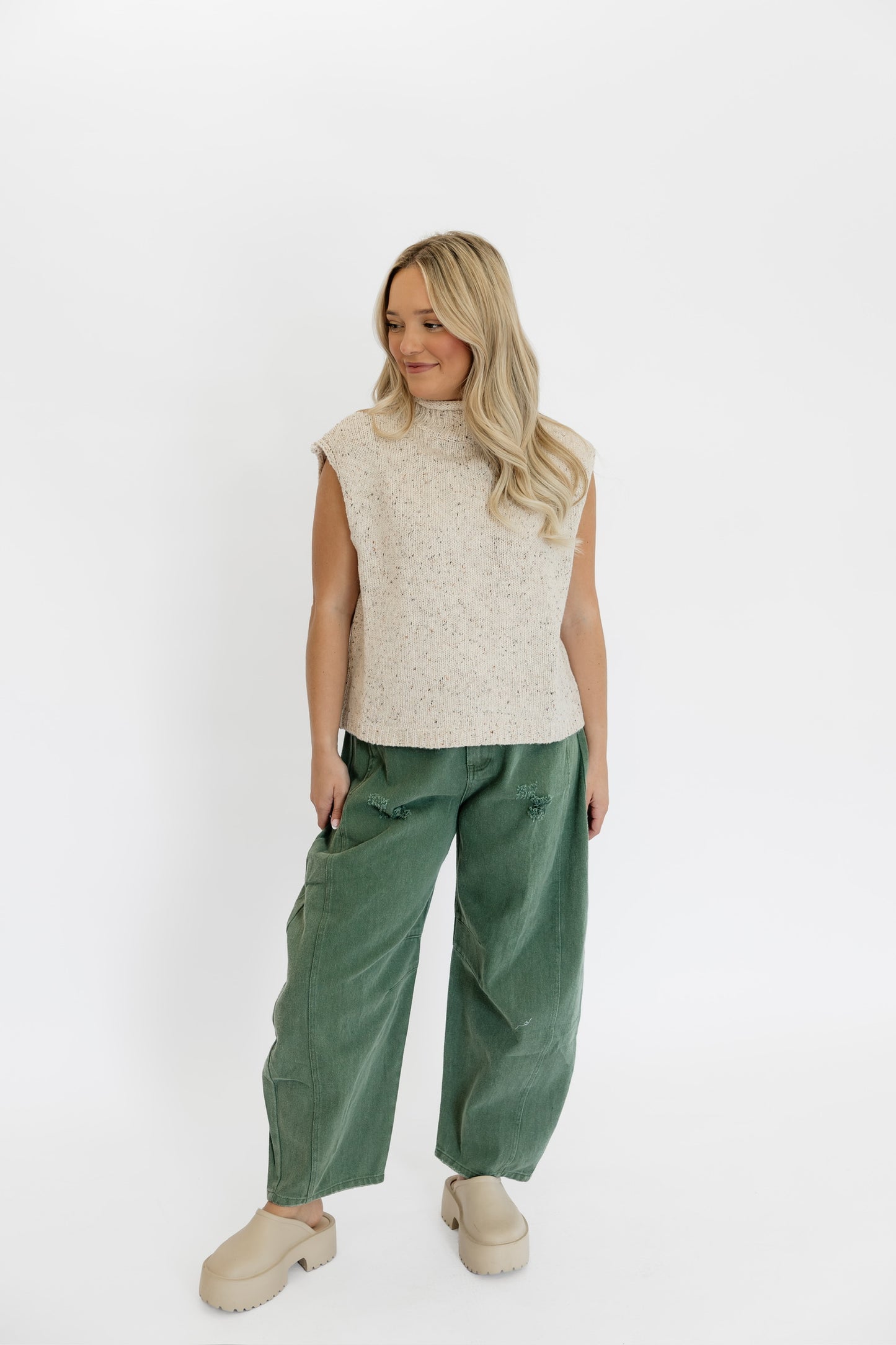 SPRINKLED SWEATER VEST