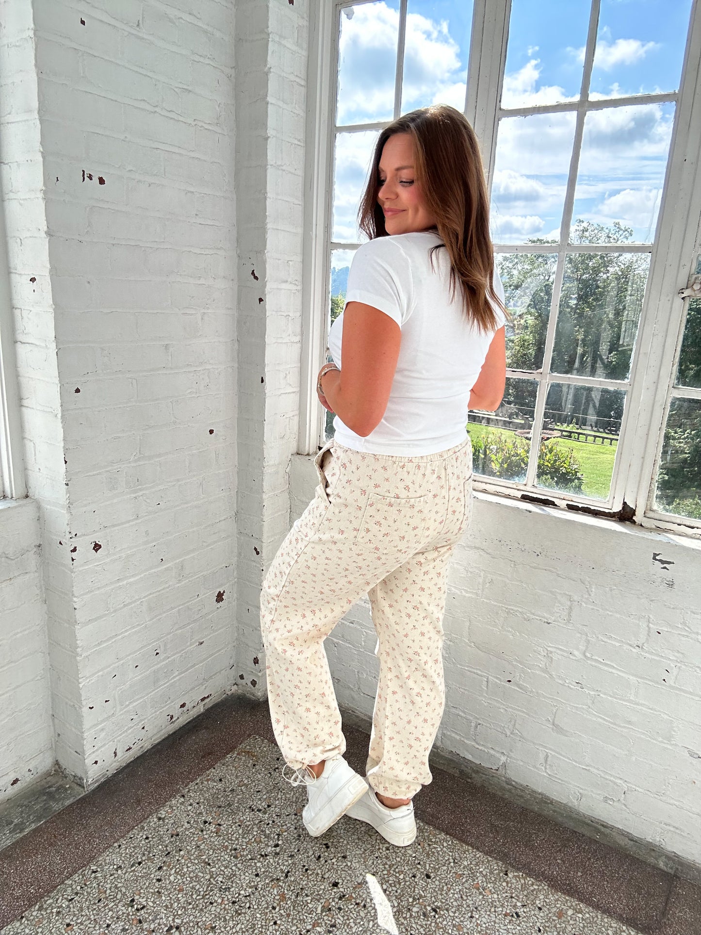 AUGUST FLORAL HUES PANTS