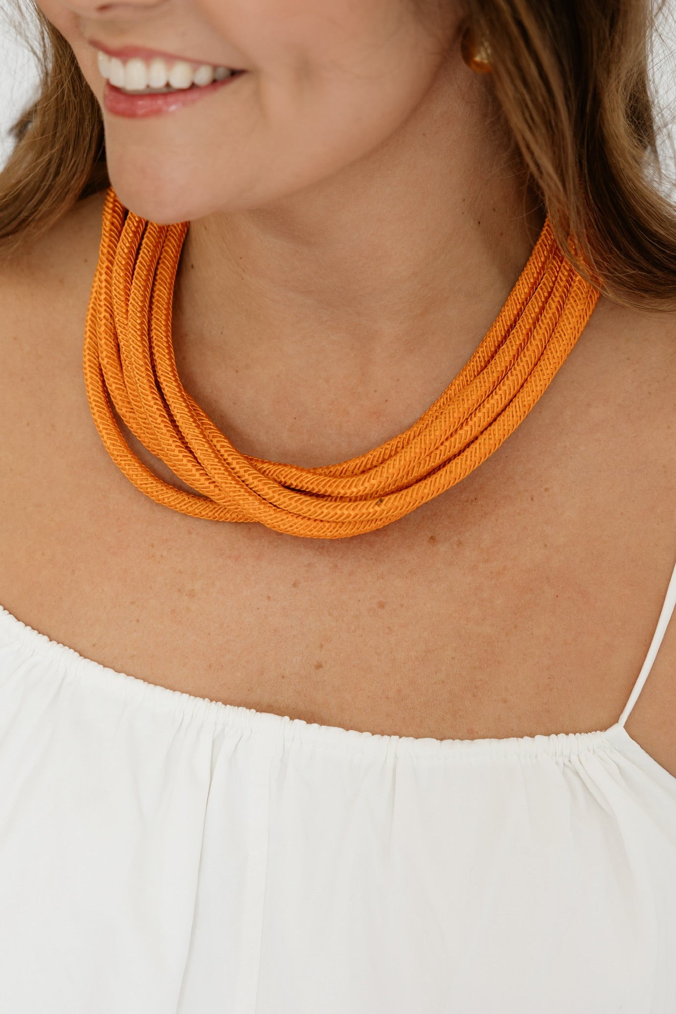 MULTI STRAND ROPE NECKLACE - ORANGE