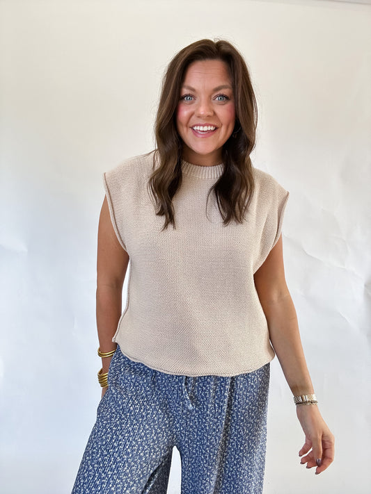 BEIGE KNIT SWEATER VEST TOP