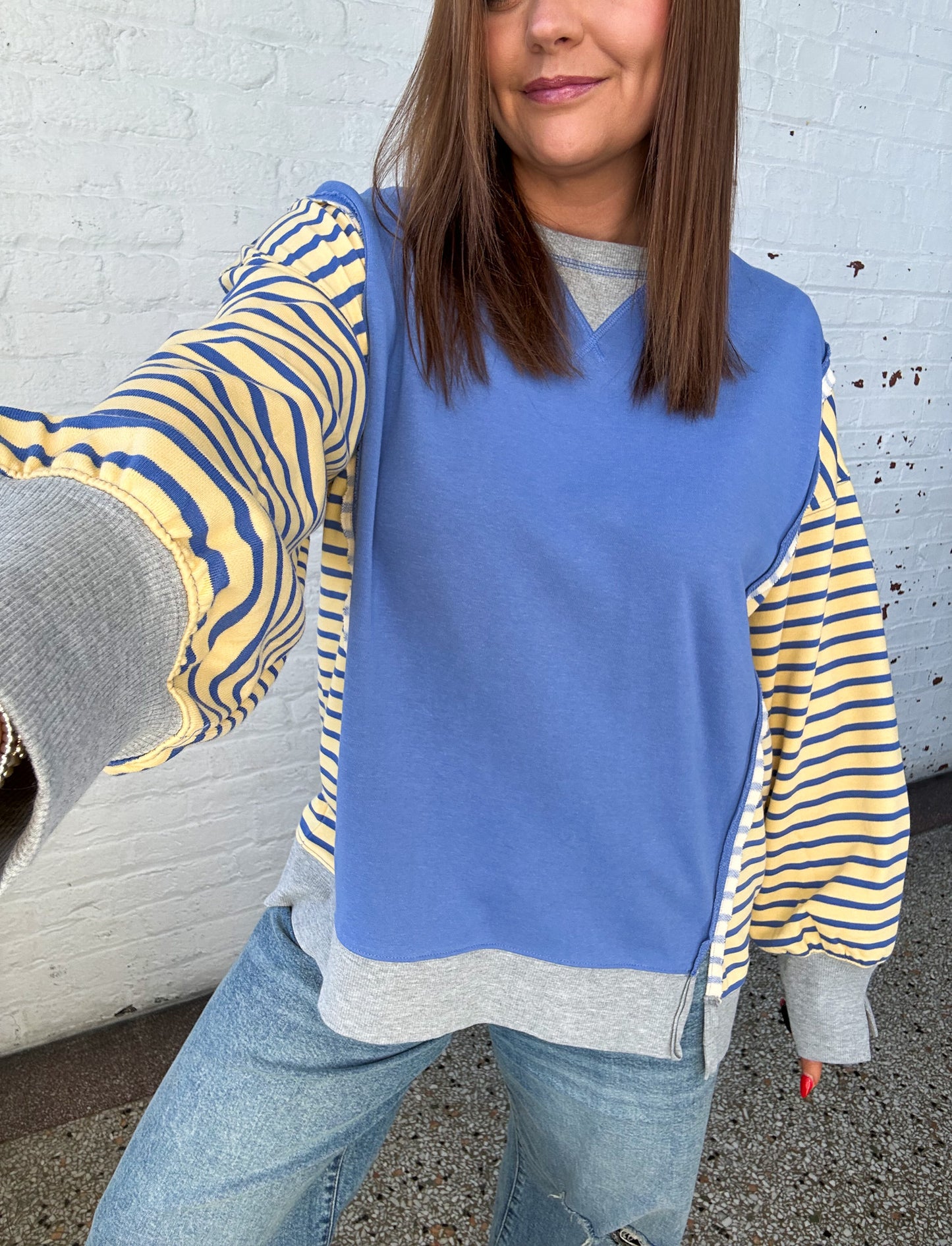 OVERSIZED STRIPE PULLOVER - BLUE