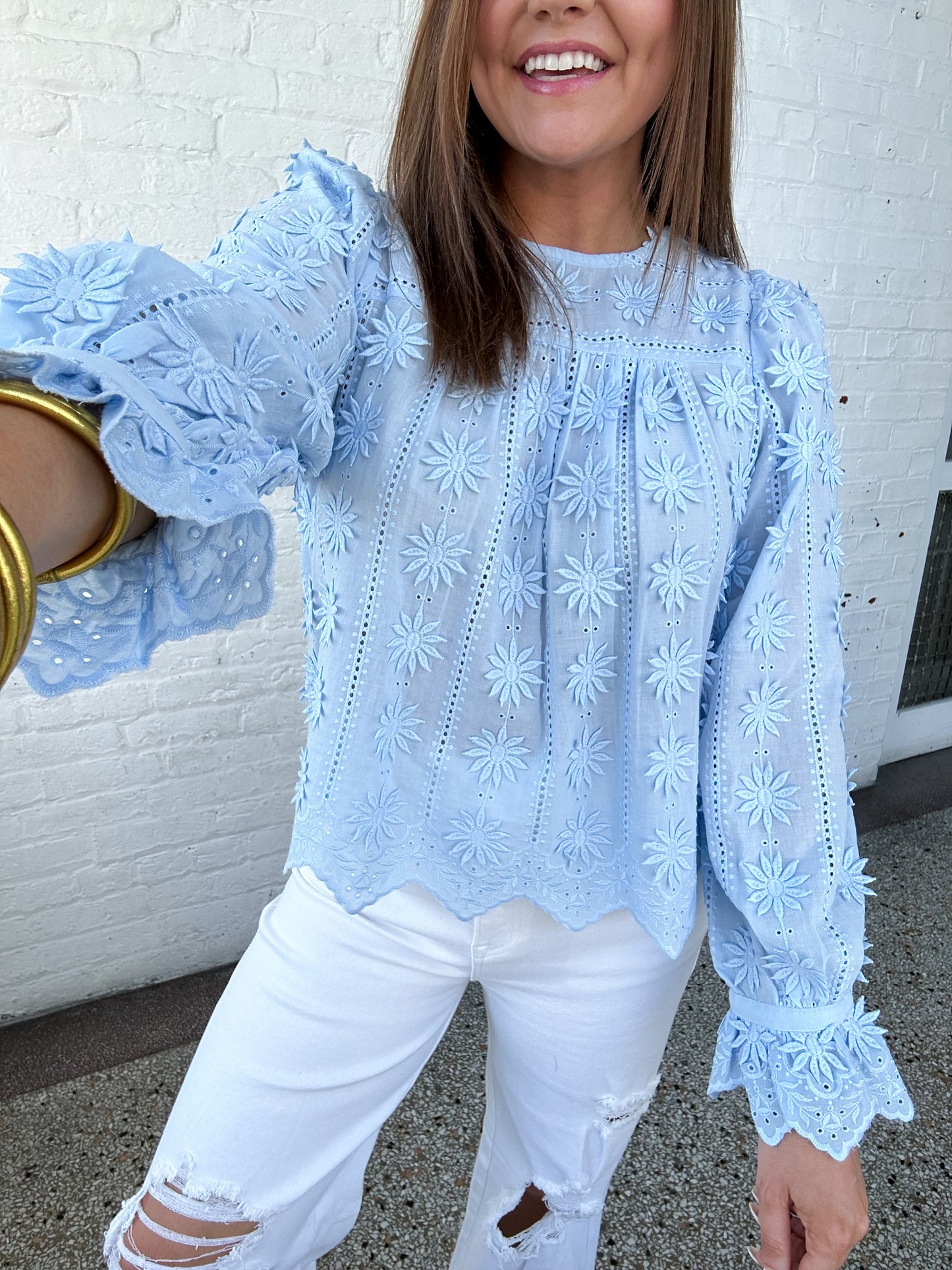 CLEAR SKIES EYELET TOP