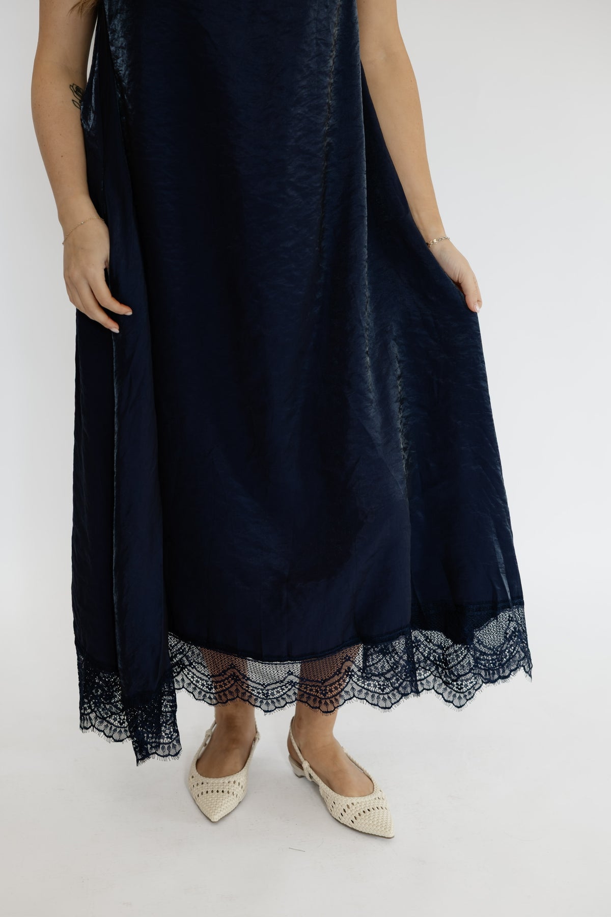 MEET ME AT MIDNIGHT MAXI DRESS
