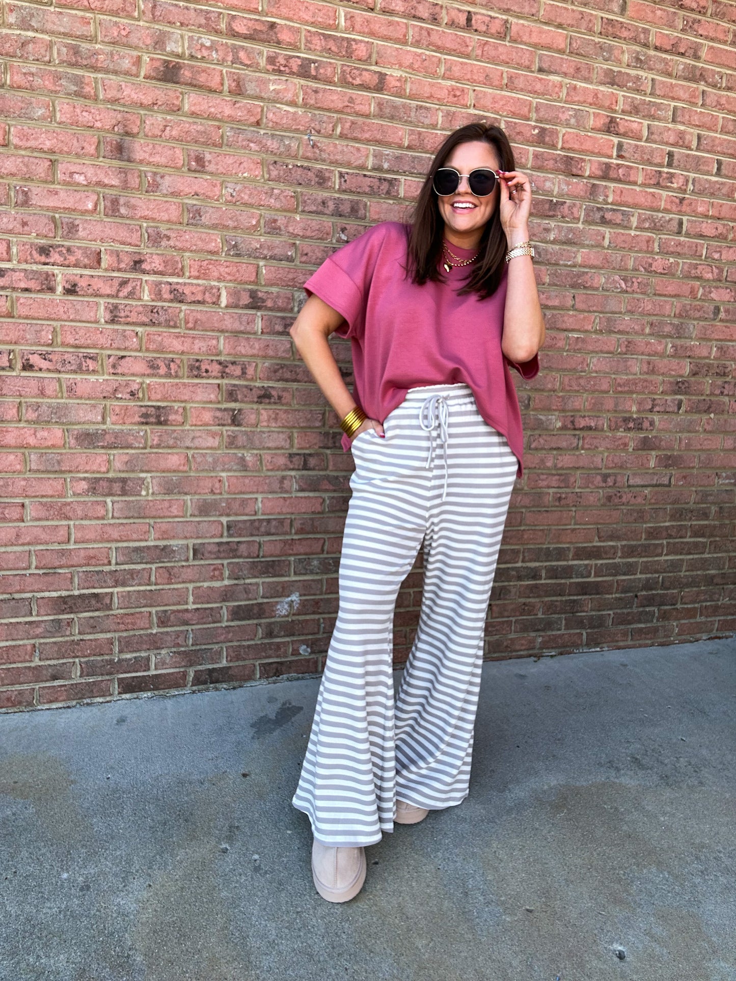 STRIPED LOUNGIN' FLARE PANTS