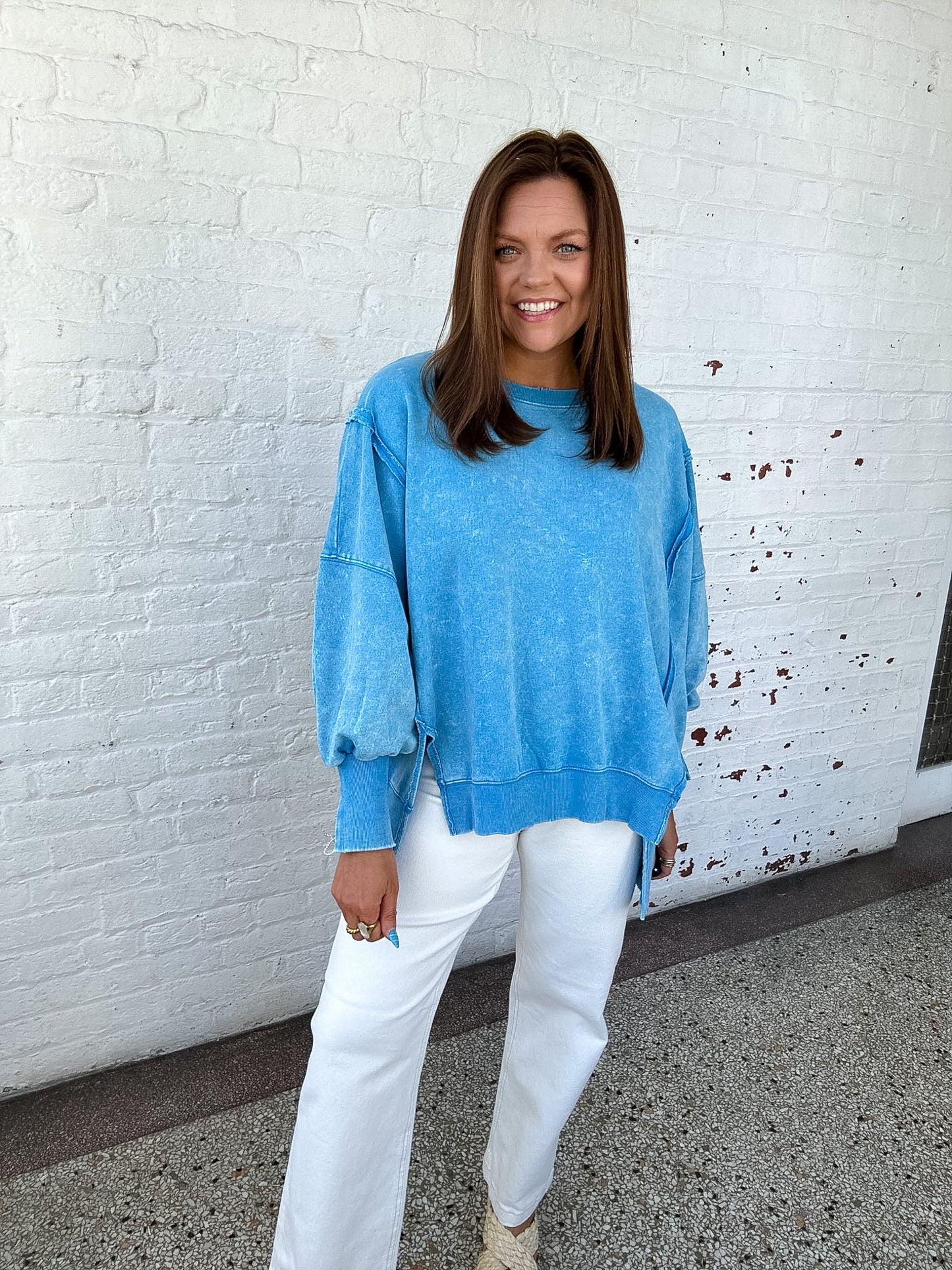 ACID WASHED OVERSIZED SWEATSHIRT - SKY