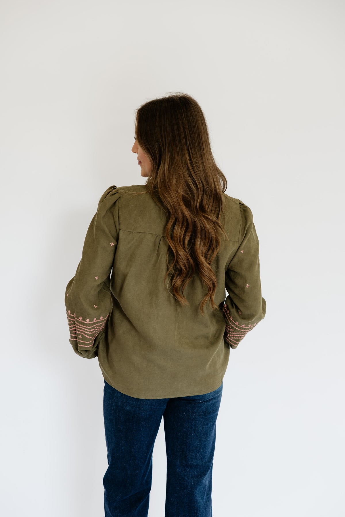 BLUSHING EMBROIDERED TOP