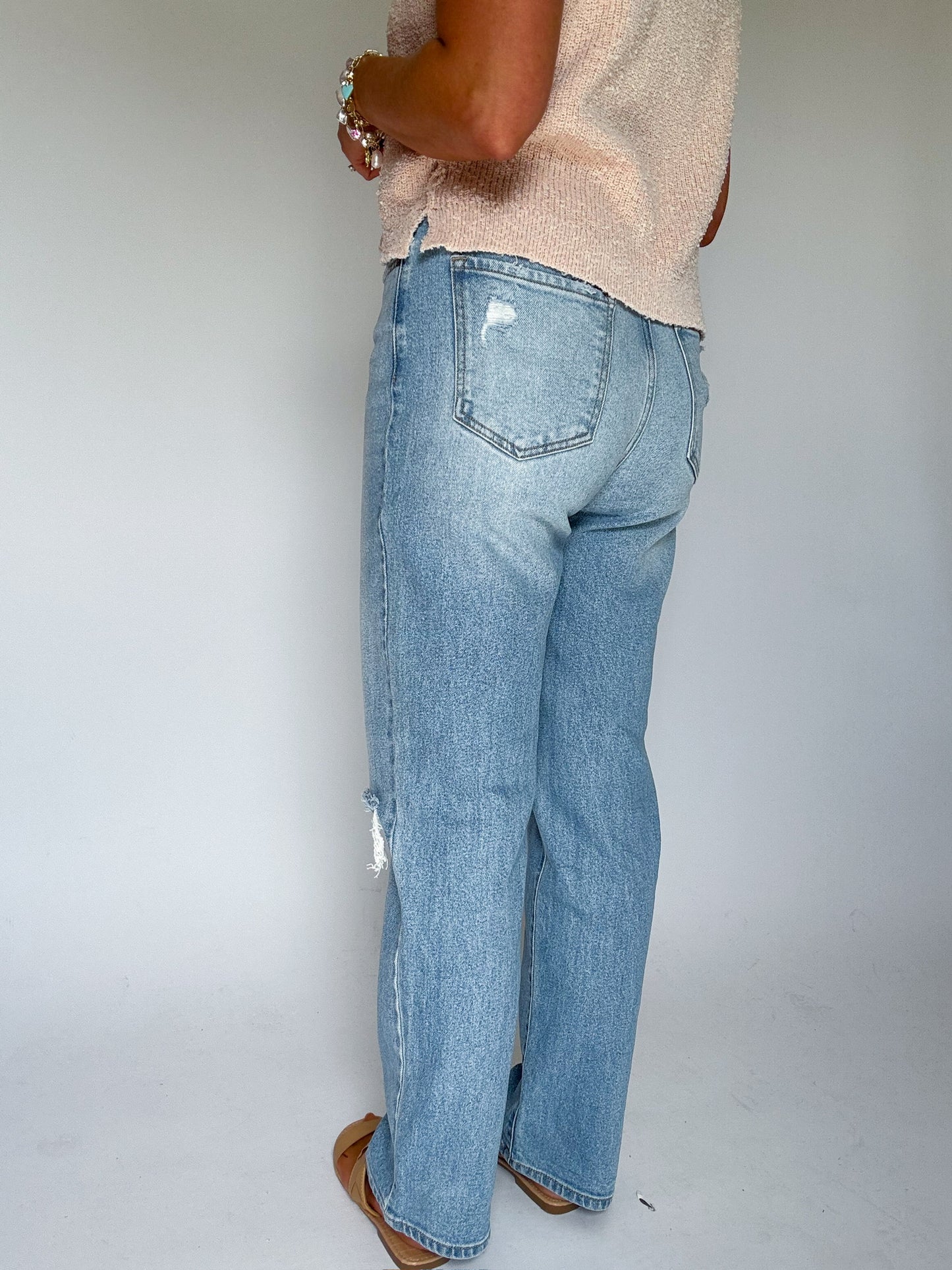 CHARLIE DISTRESSED JEANS