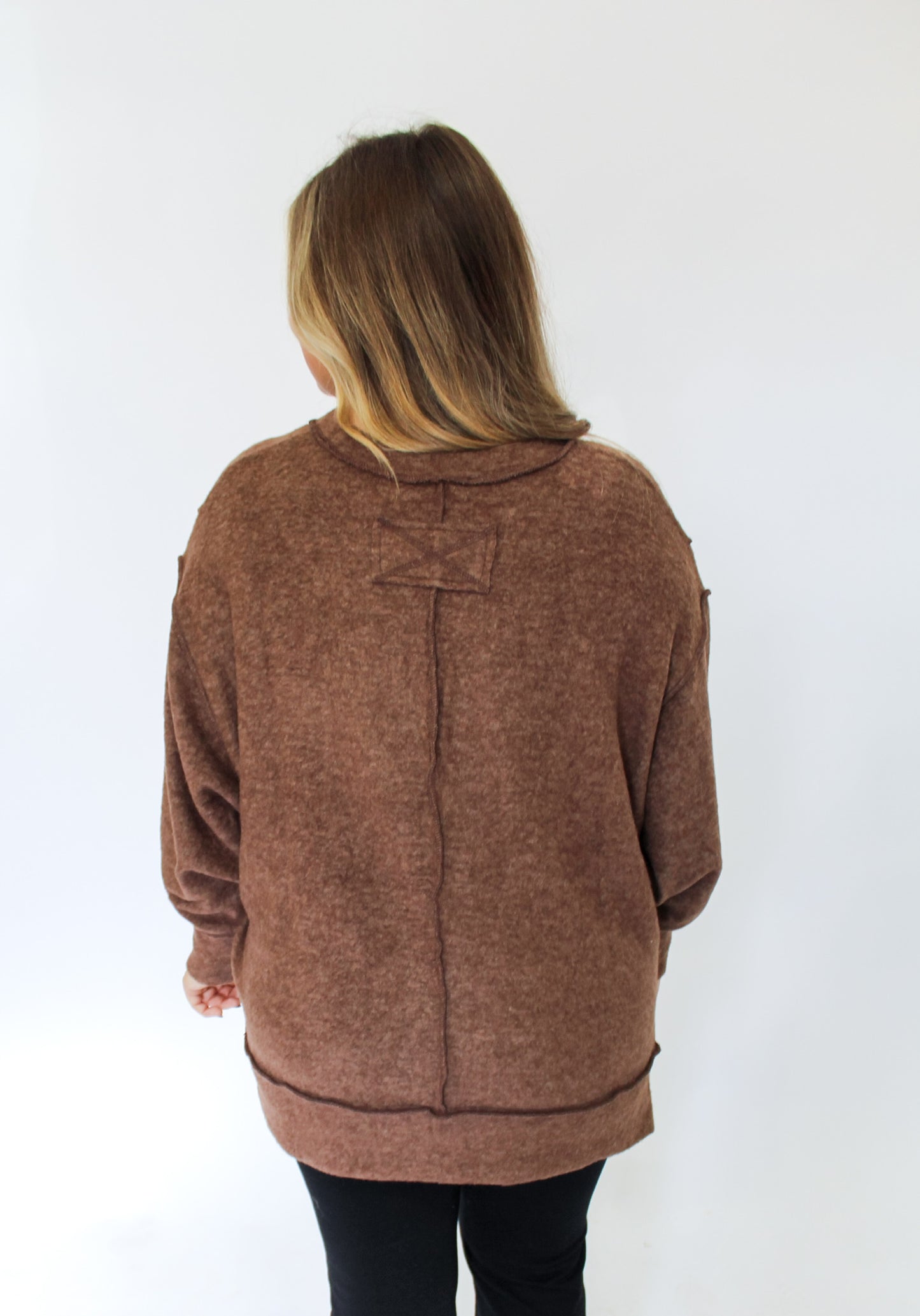 COZY ON PULLOVER - MOCHA