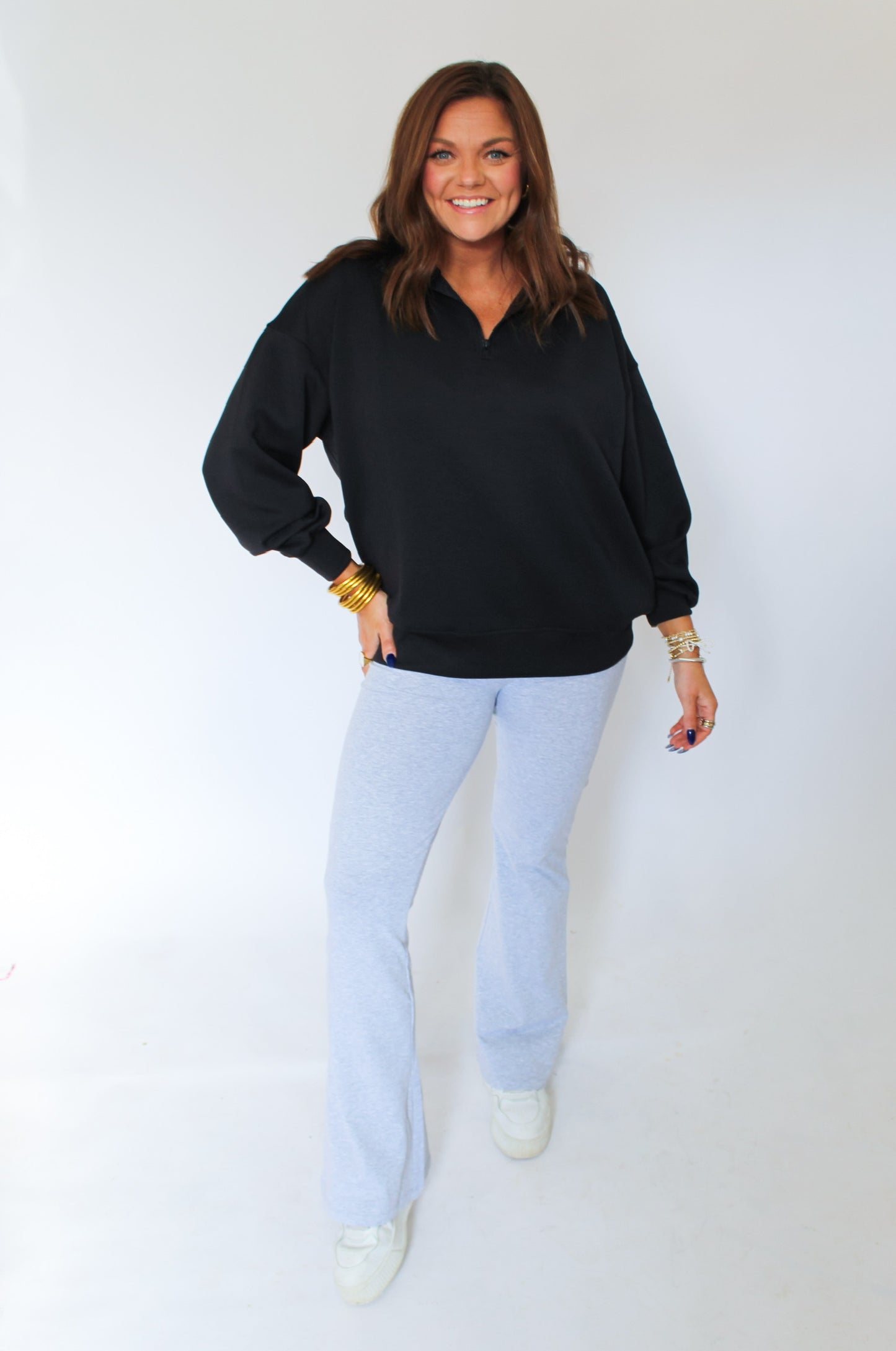 LOUNGE AROUND PULLOVER - BLACK