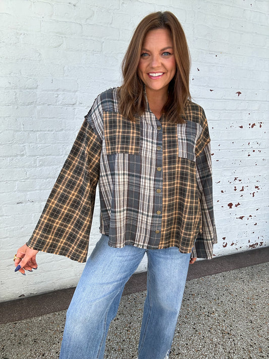 MAD ABOUT PLAID TOP