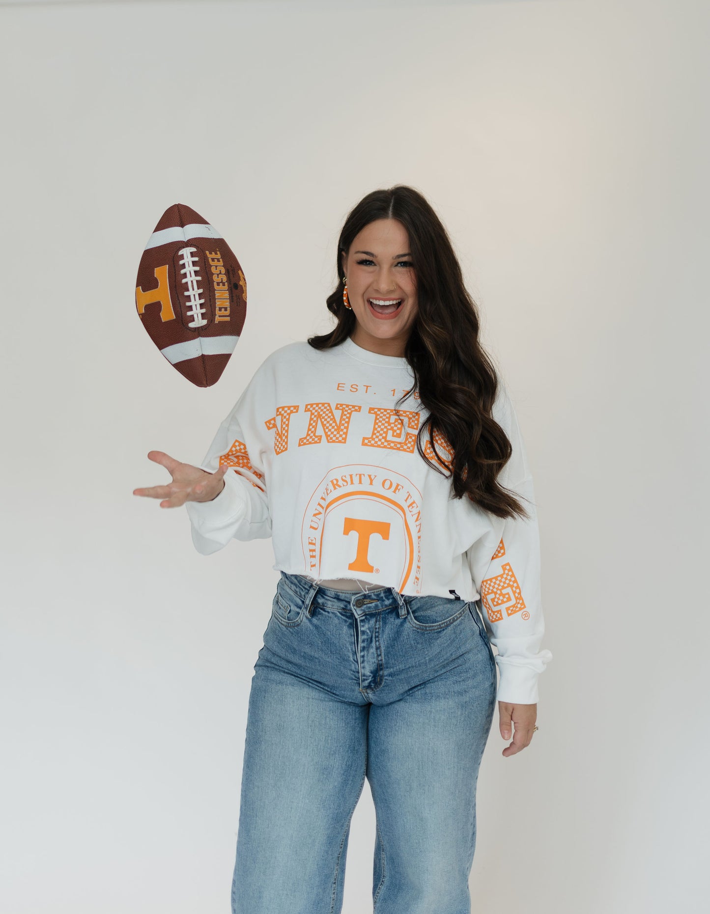 TENNESSEE PHIPPS CROPPED CREWNECK - WHITE