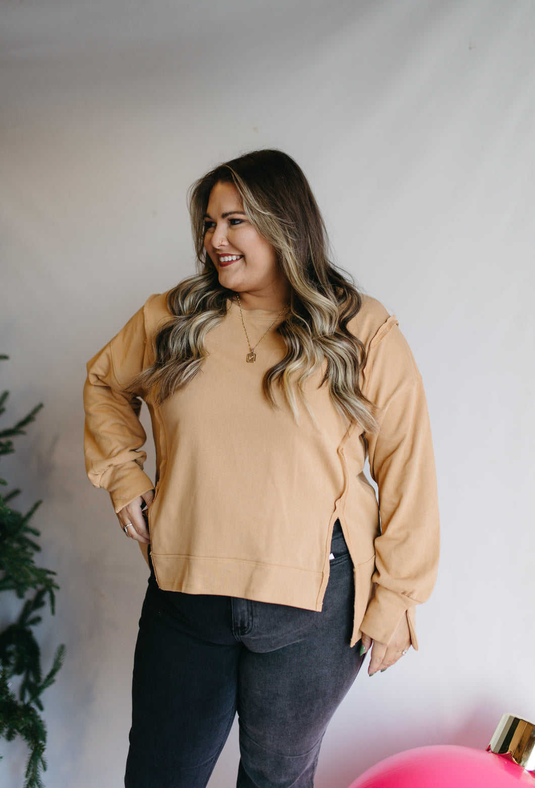 CURVY OVERSIZED TOP - CAMEL