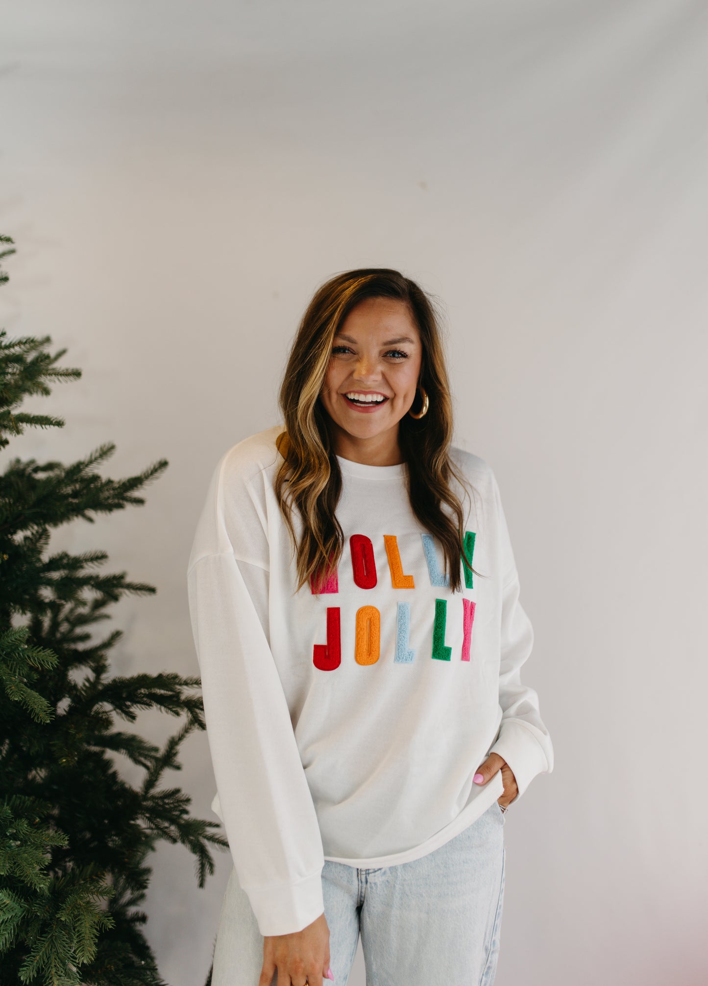 HOLLY JOLLY PATCH PULLOVER